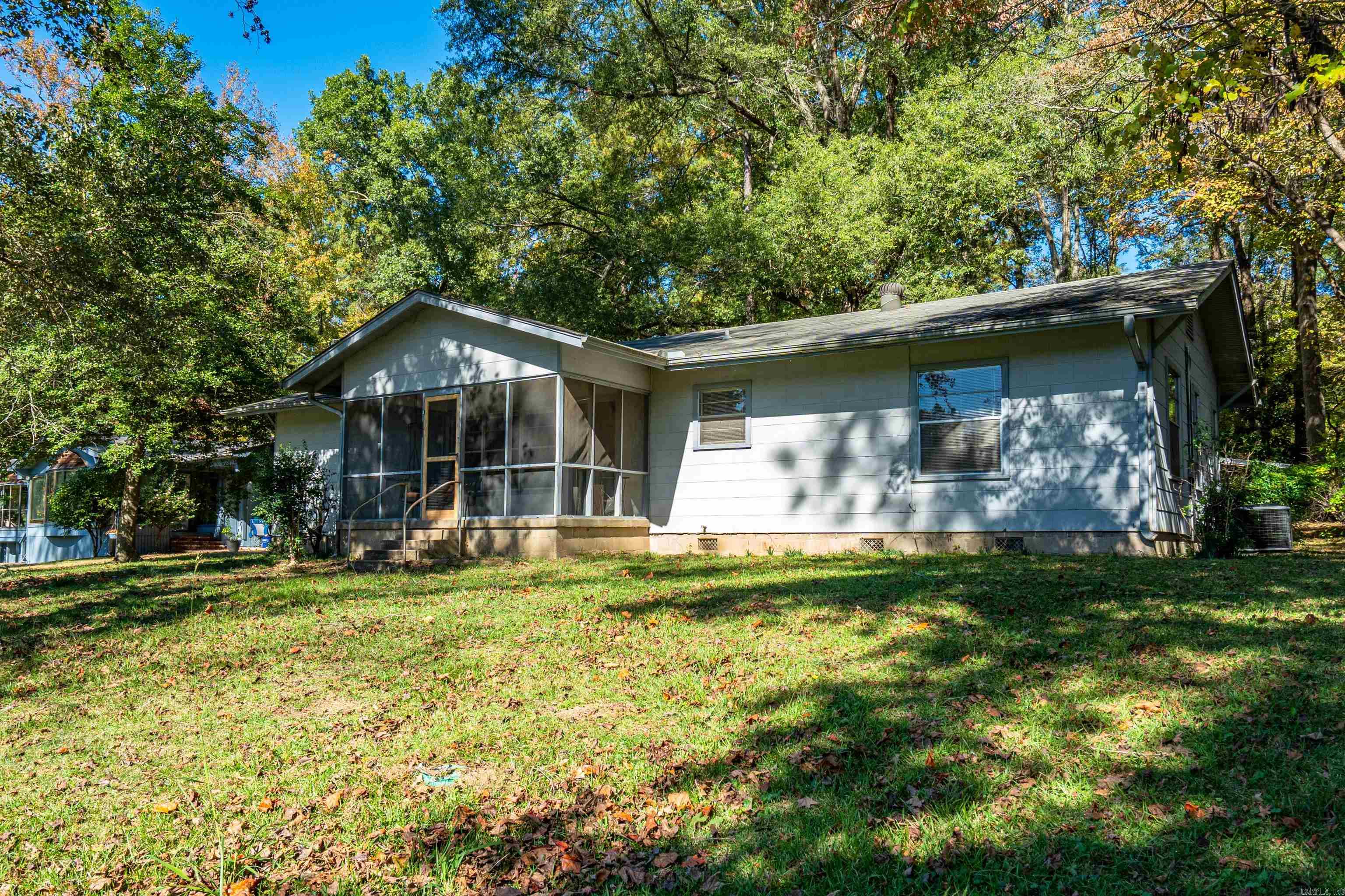 SNUG HARBOR LAKE SHORE - Residential