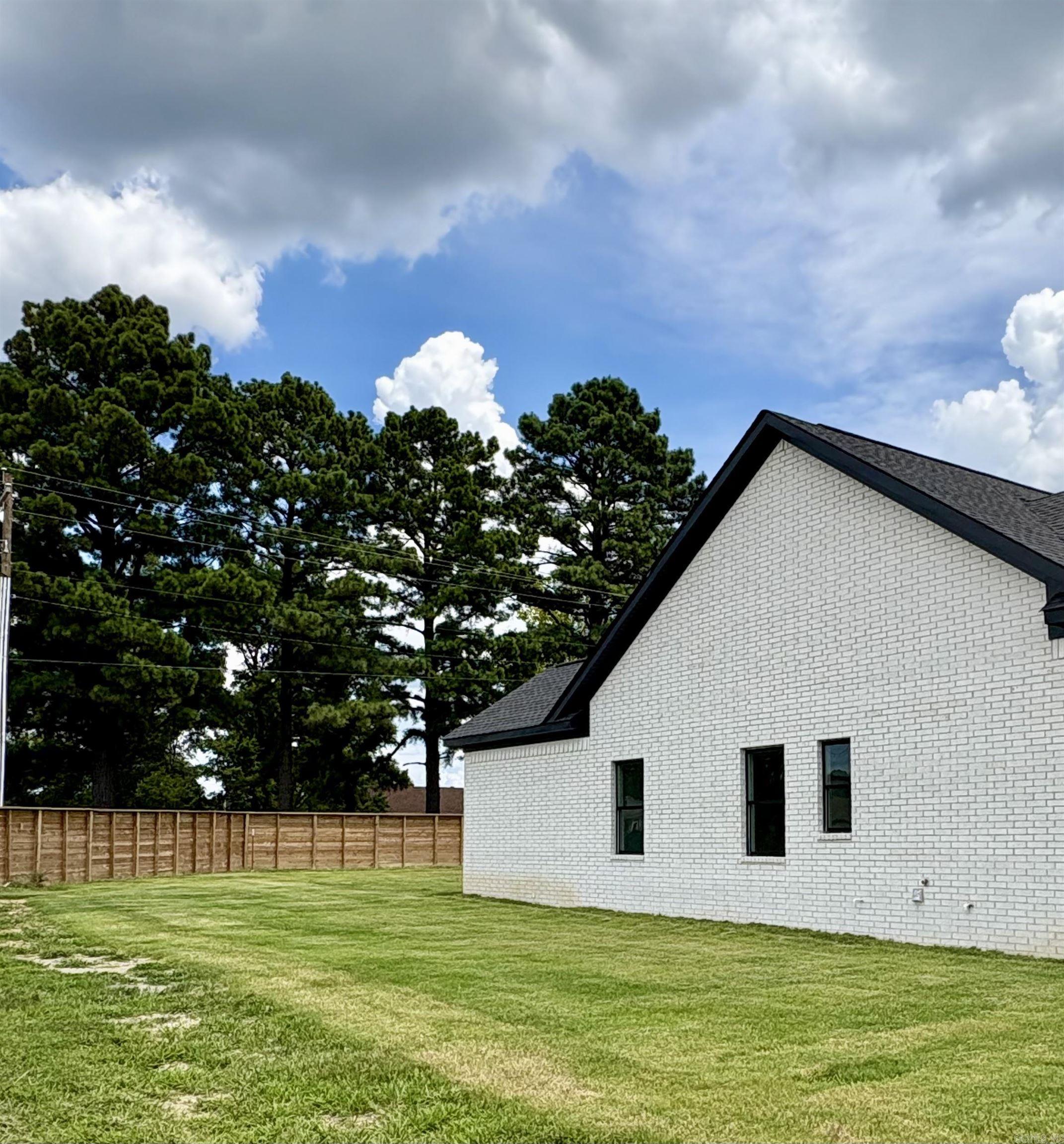 East Meadow - Residential