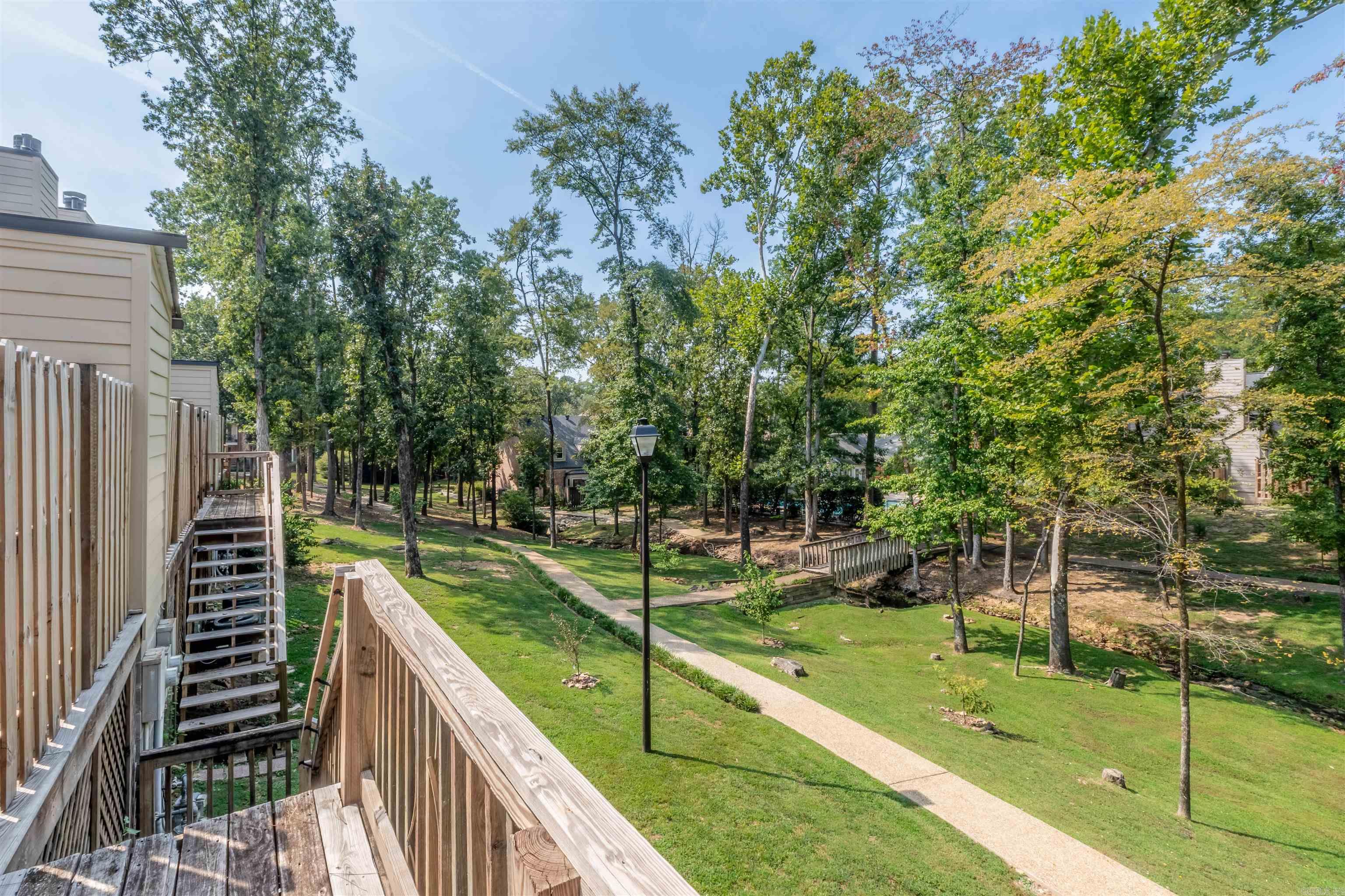 ANDOVER SQUARE - Residential