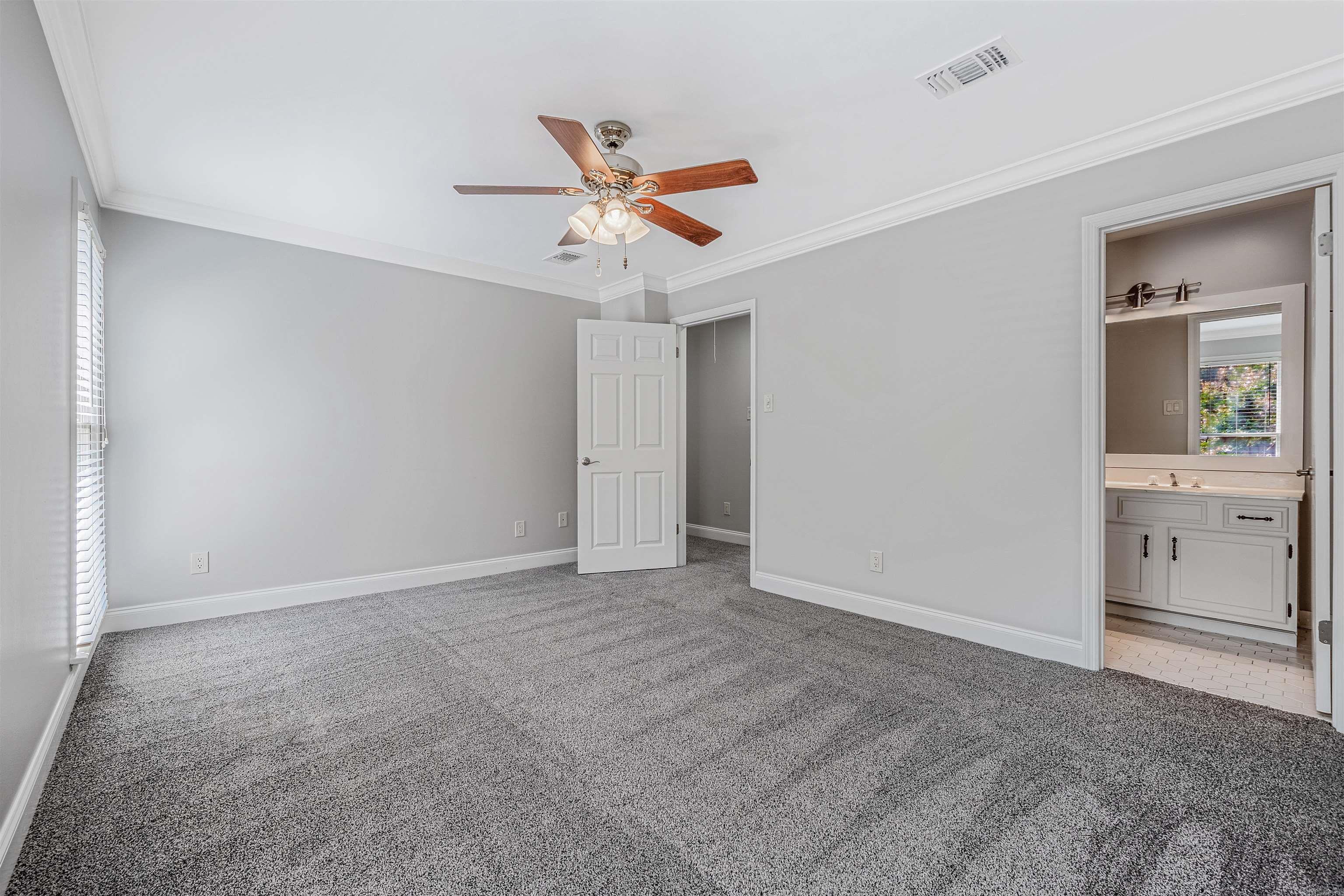 ANDOVER SQUARE - Residential