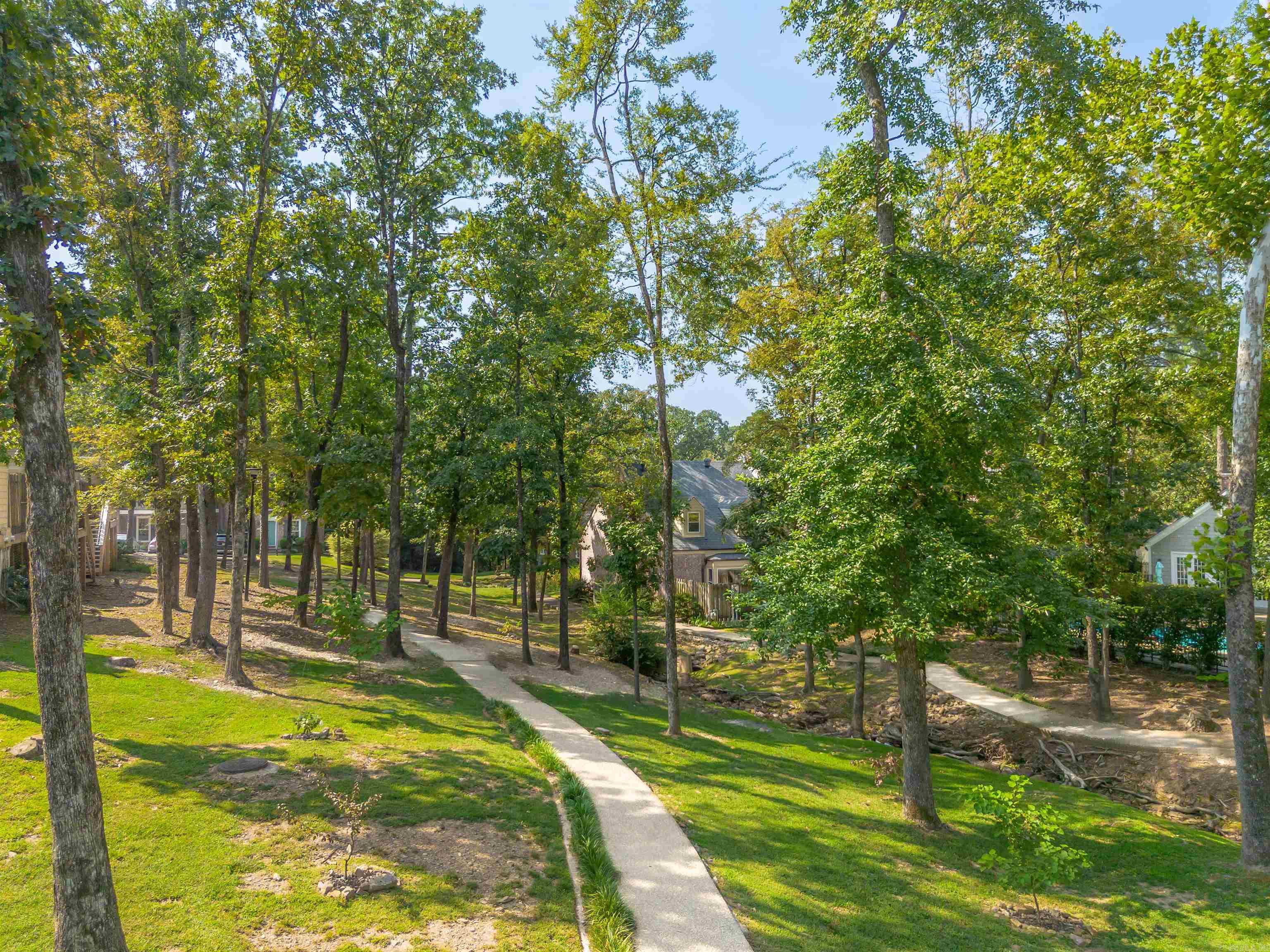 ANDOVER SQUARE - Residential