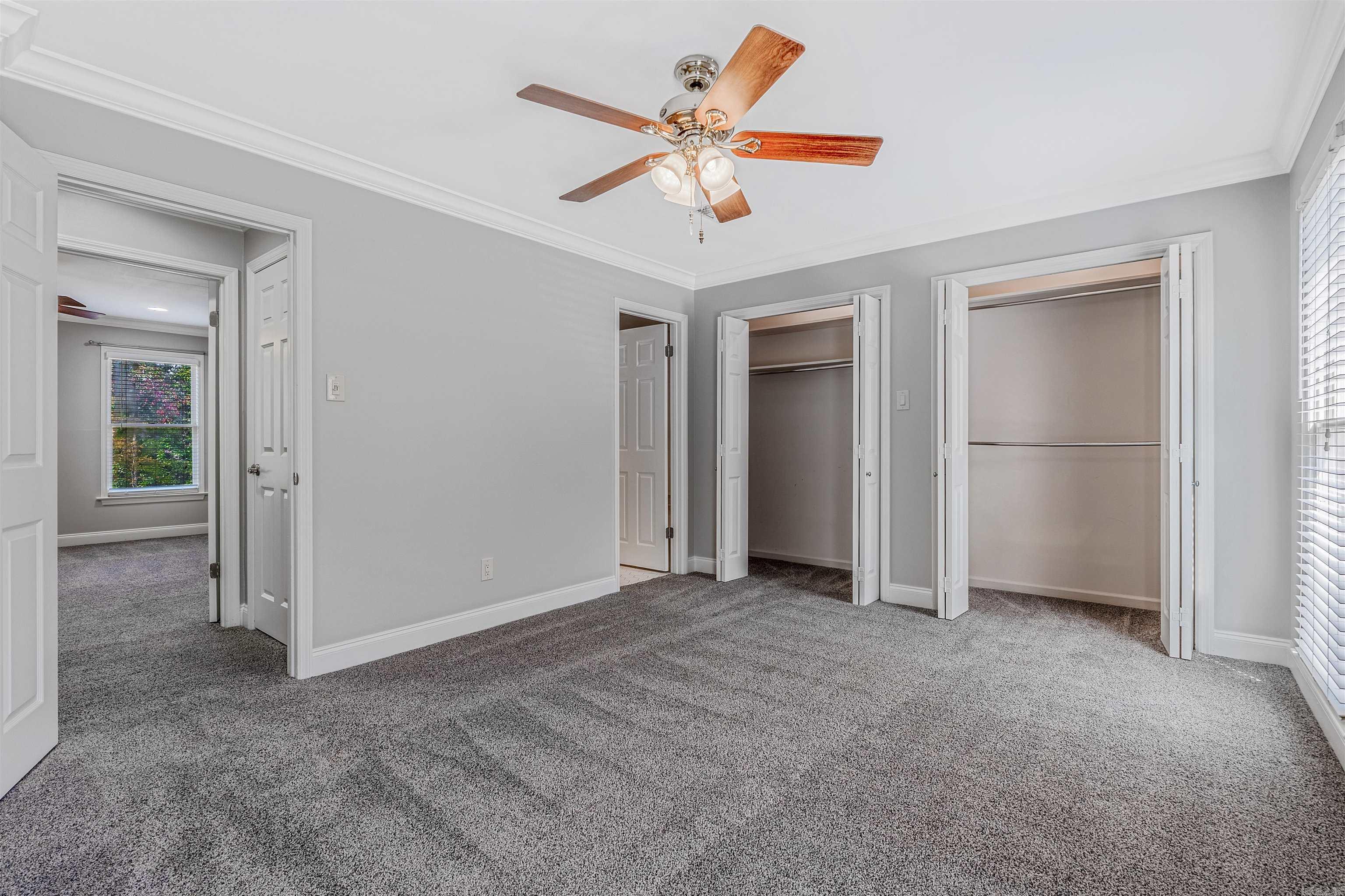 ANDOVER SQUARE - Residential