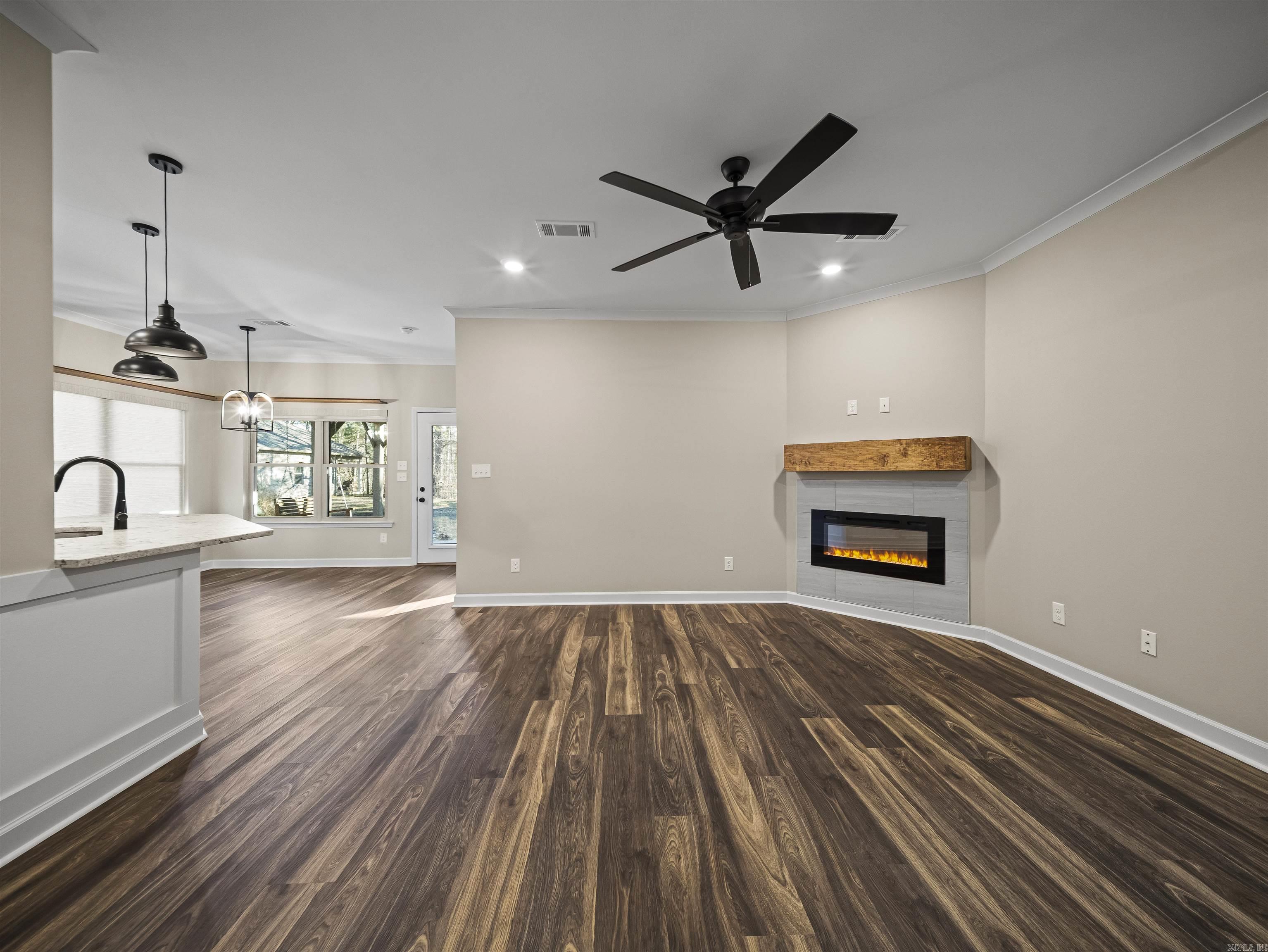 Spencer Springs - Residential