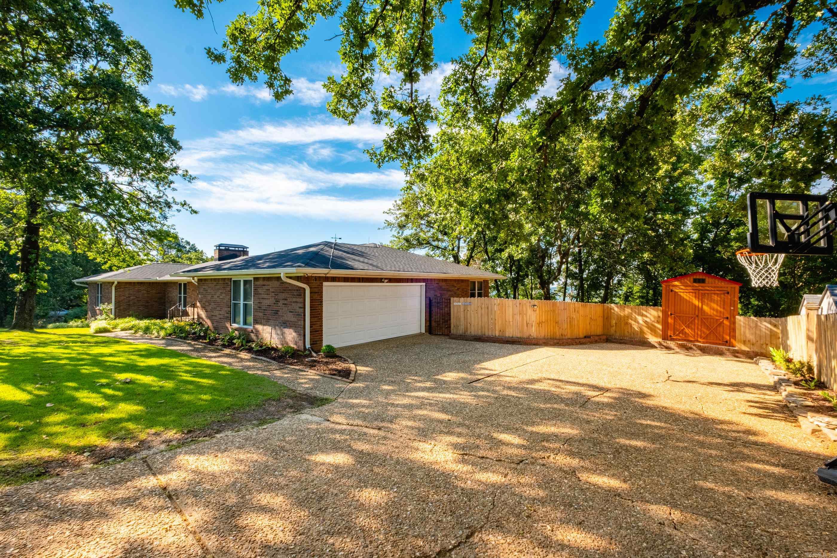 WALTON HEIGHTS - Residential