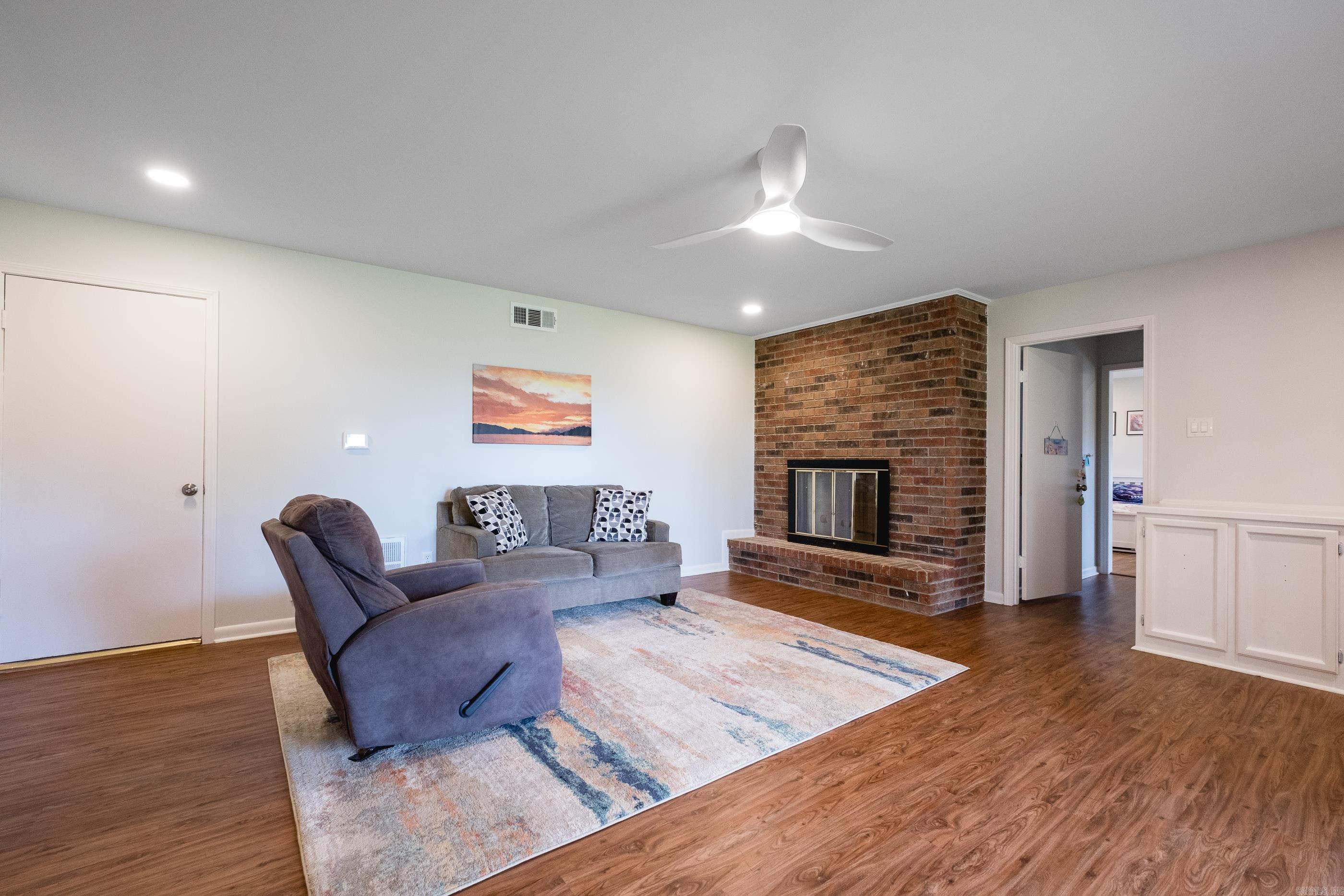 WALTON HEIGHTS - Residential