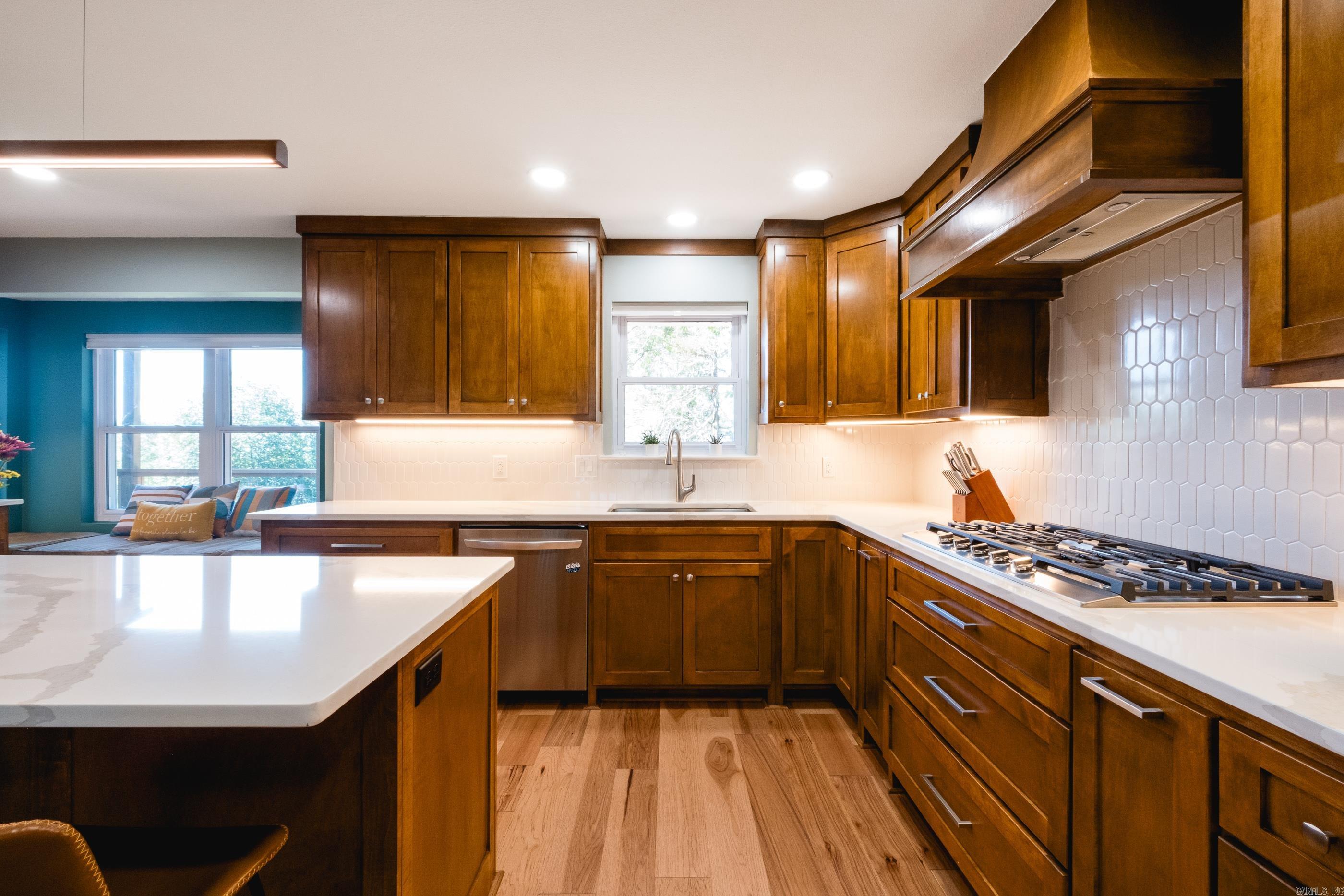 WALTON HEIGHTS - Residential
