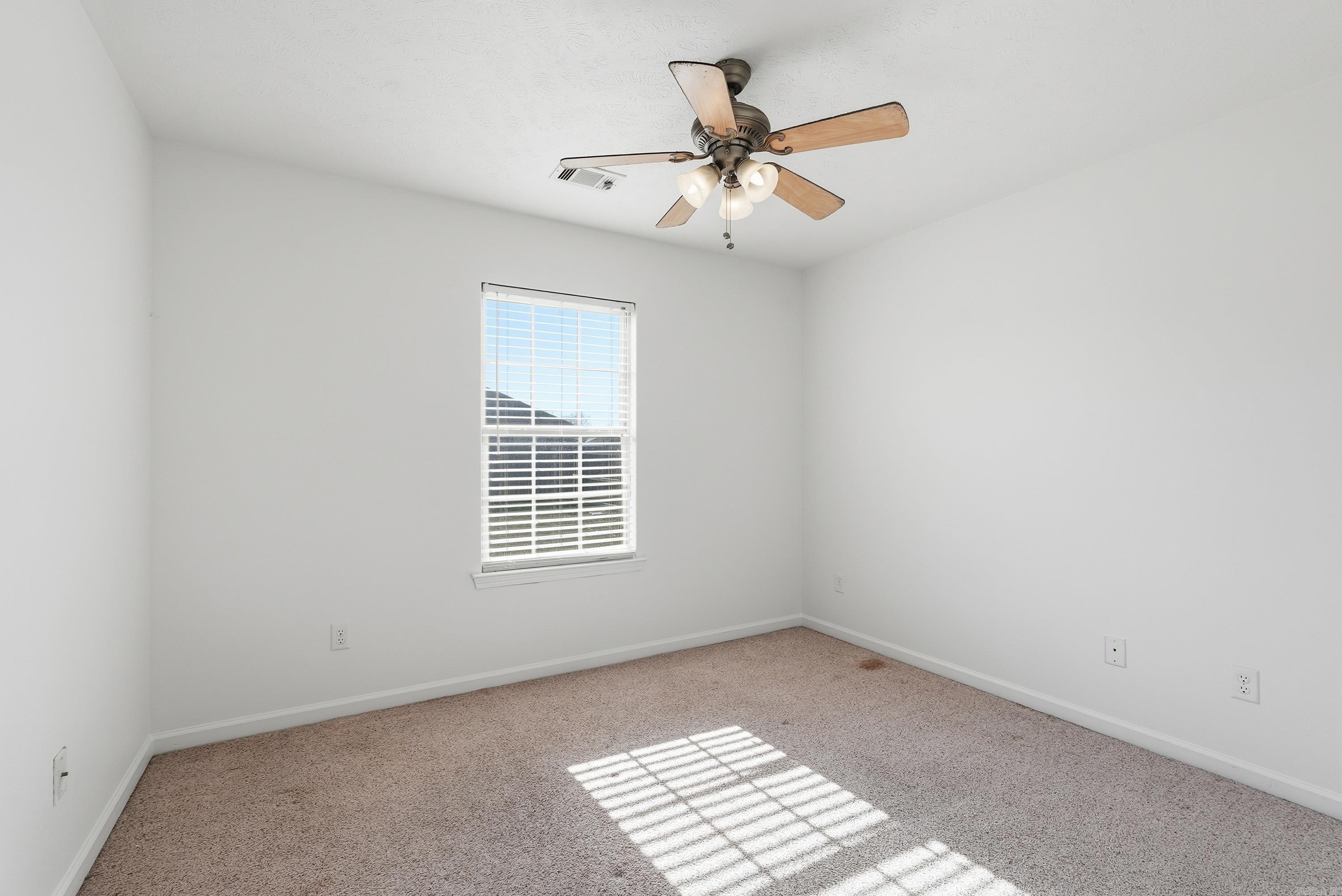 STONEHENGE PLACE - Residential