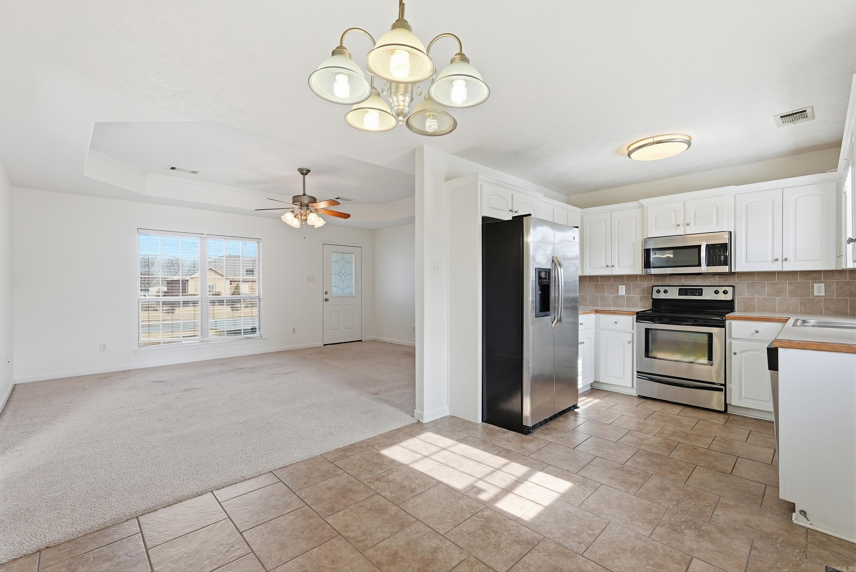 STONEHENGE PLACE - Residential