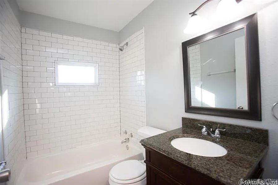 WAKEFIELD VILLAGE - Residential