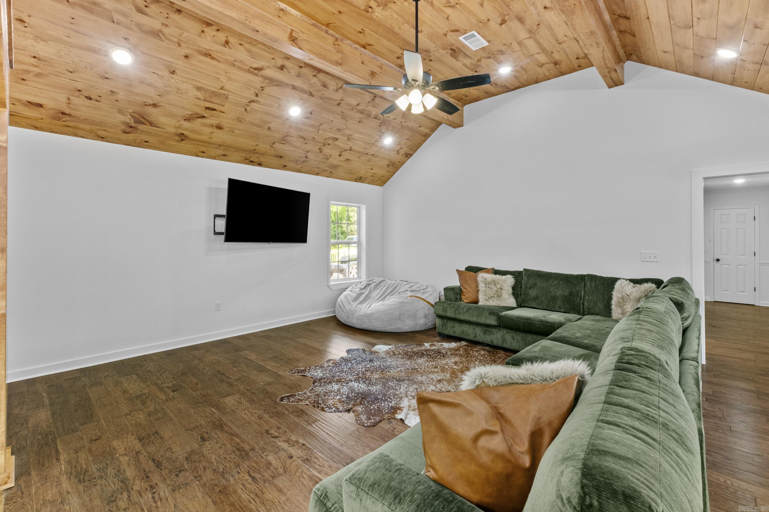 BALD KNOB OUTLOTS - Residential