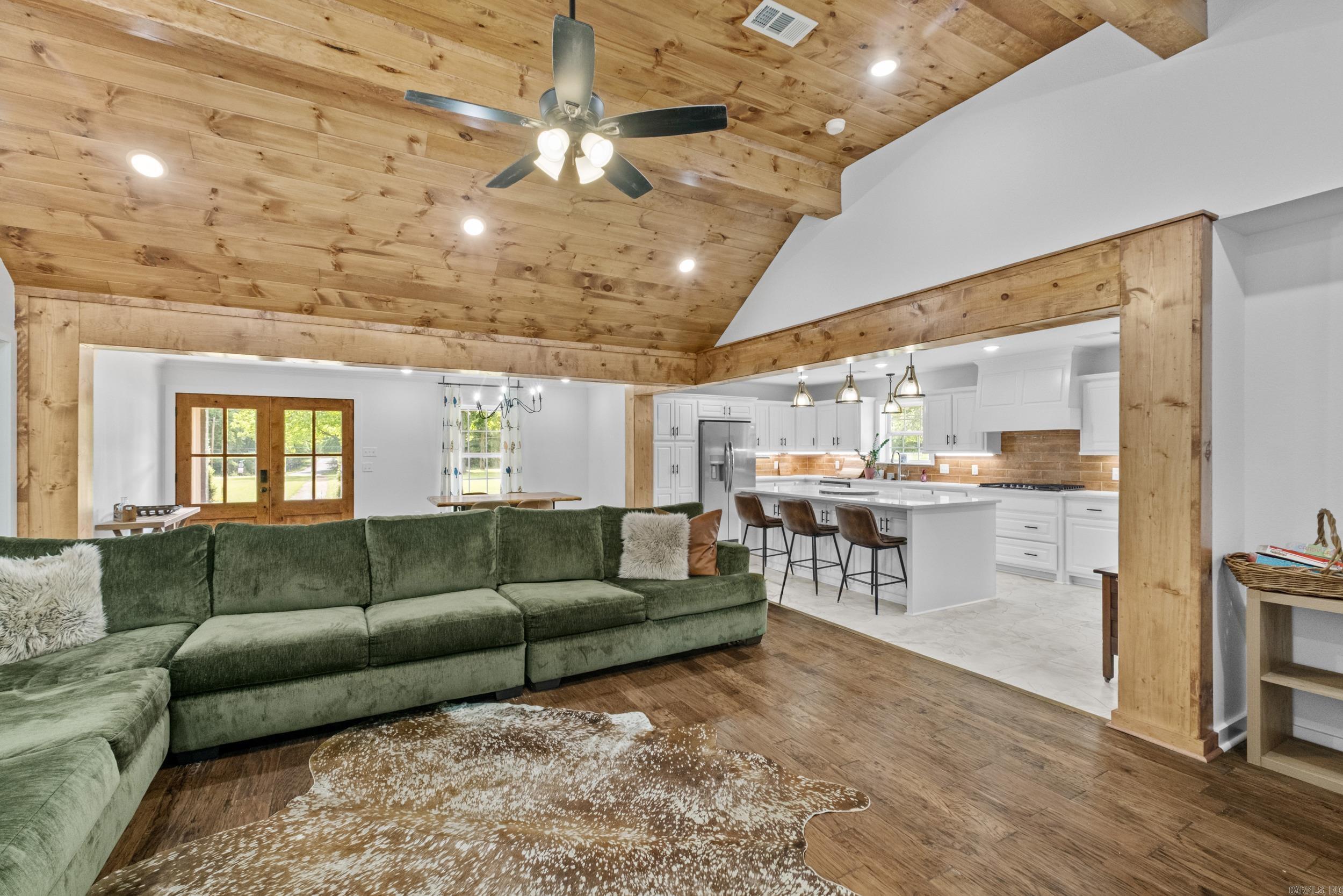 BALD KNOB OUTLOTS - Residential