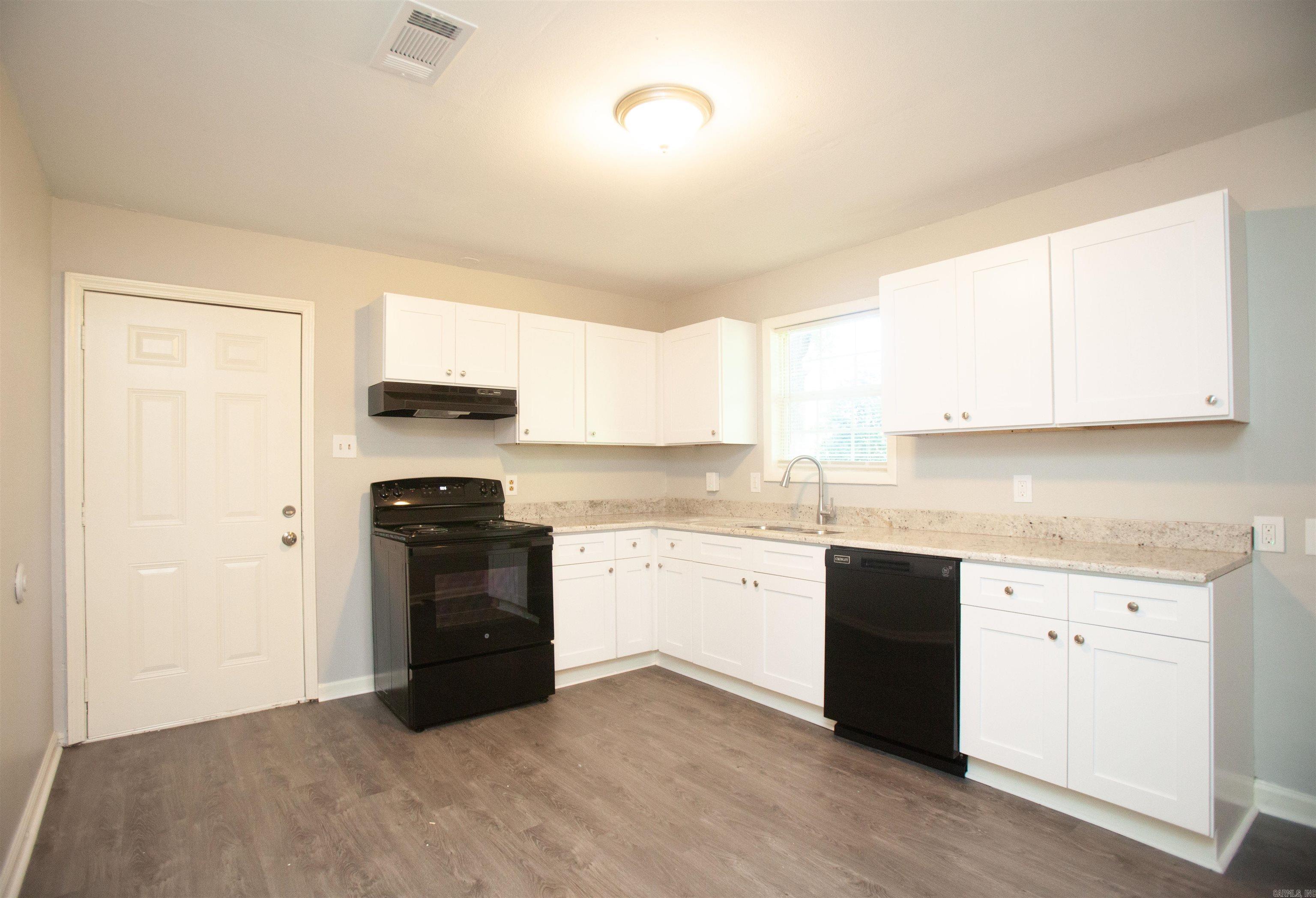 Crest View - Residential Lease