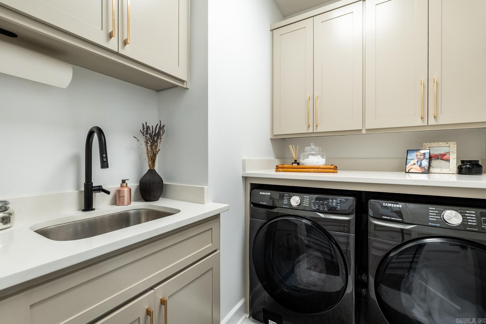 FLETCHER VALLEY "FLETCHER RIDGE" - Residential