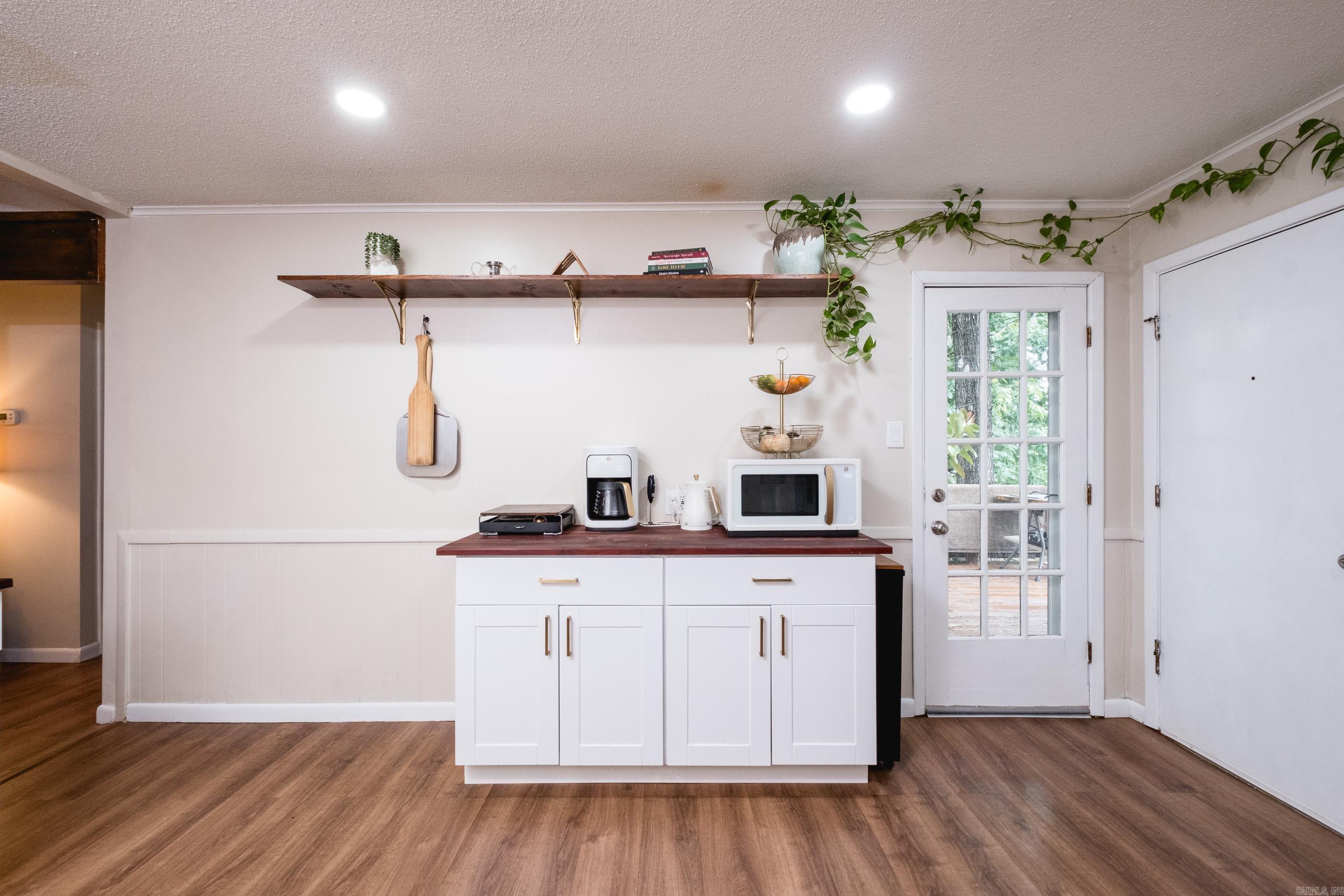 WALNUT VALLEY - Residential