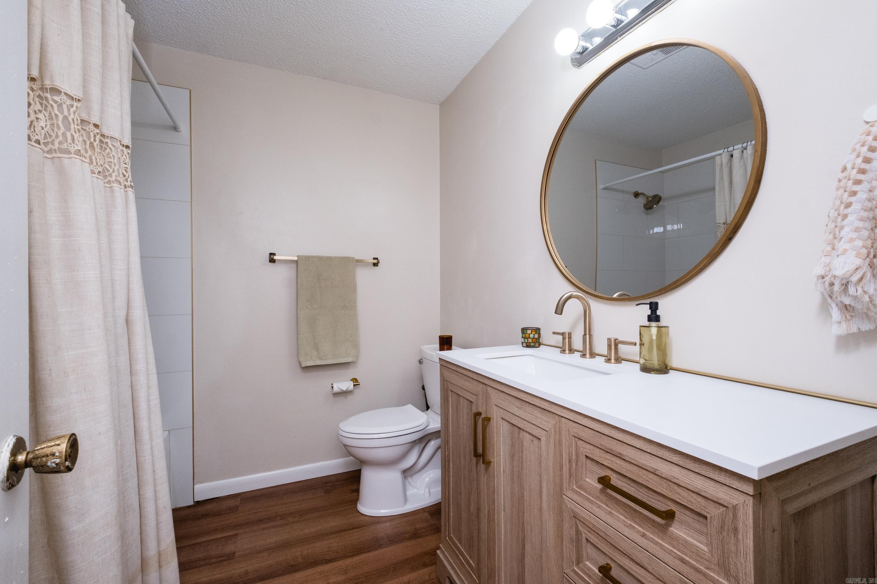 WALNUT VALLEY - Residential