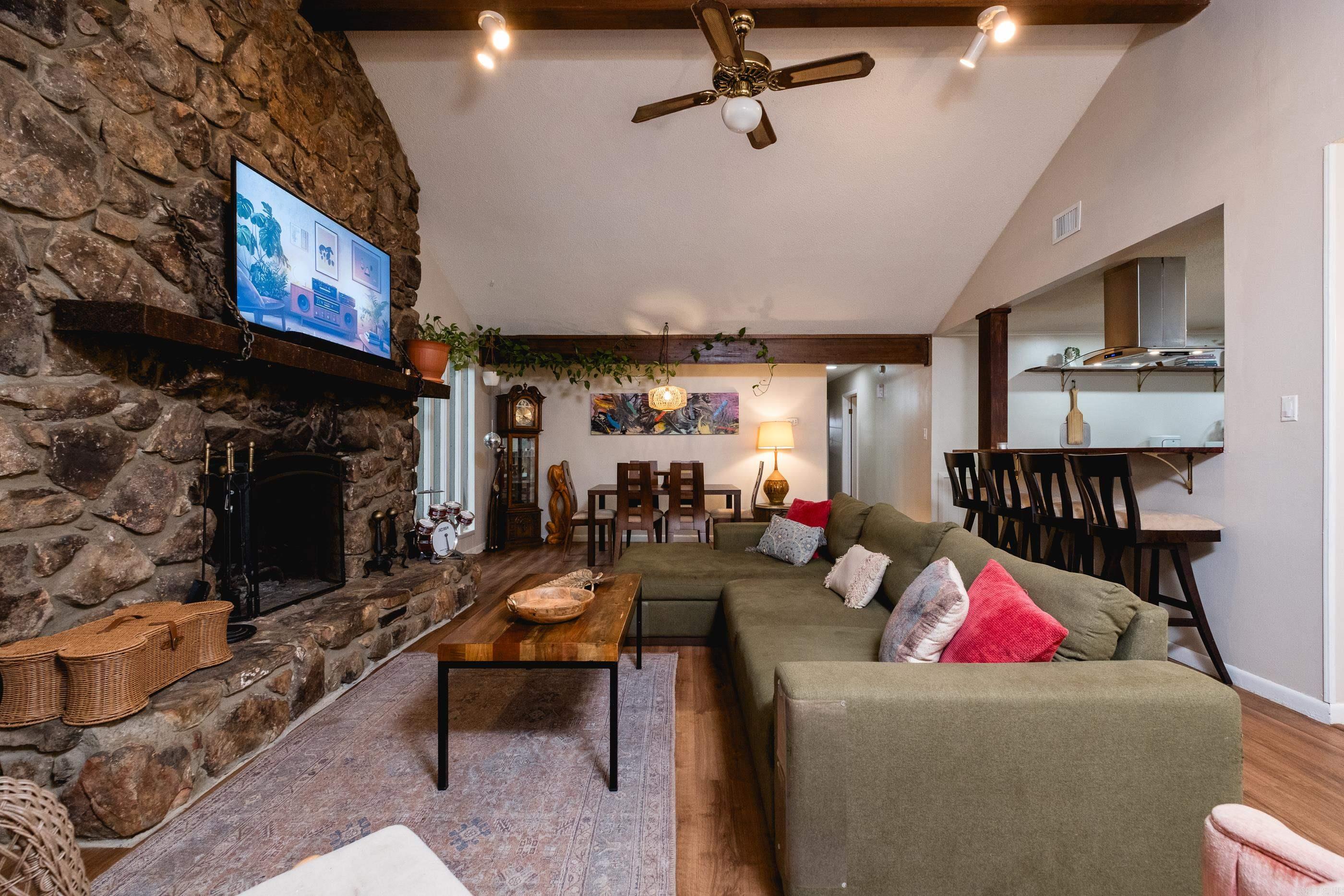 WALNUT VALLEY - Residential