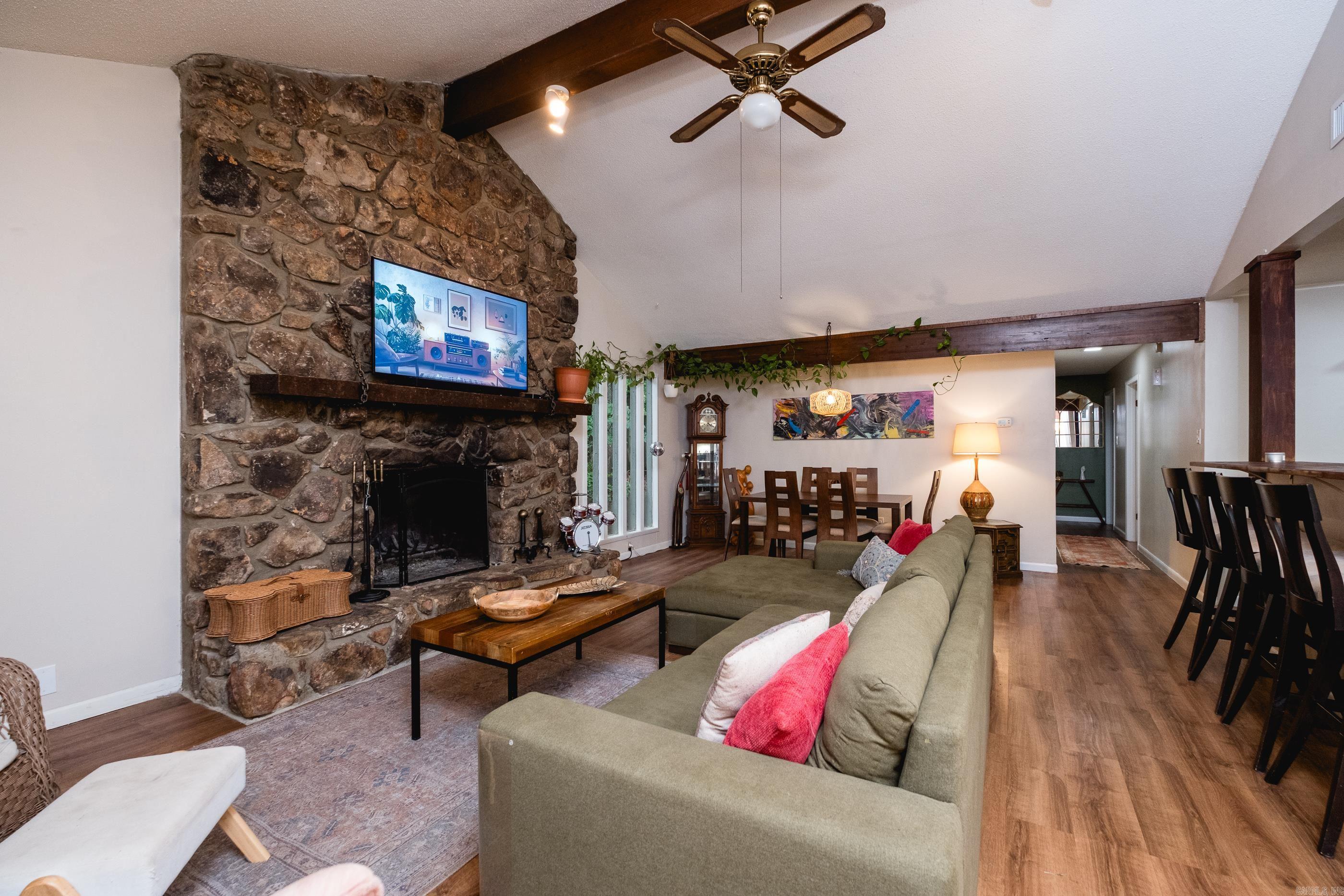 WALNUT VALLEY - Residential