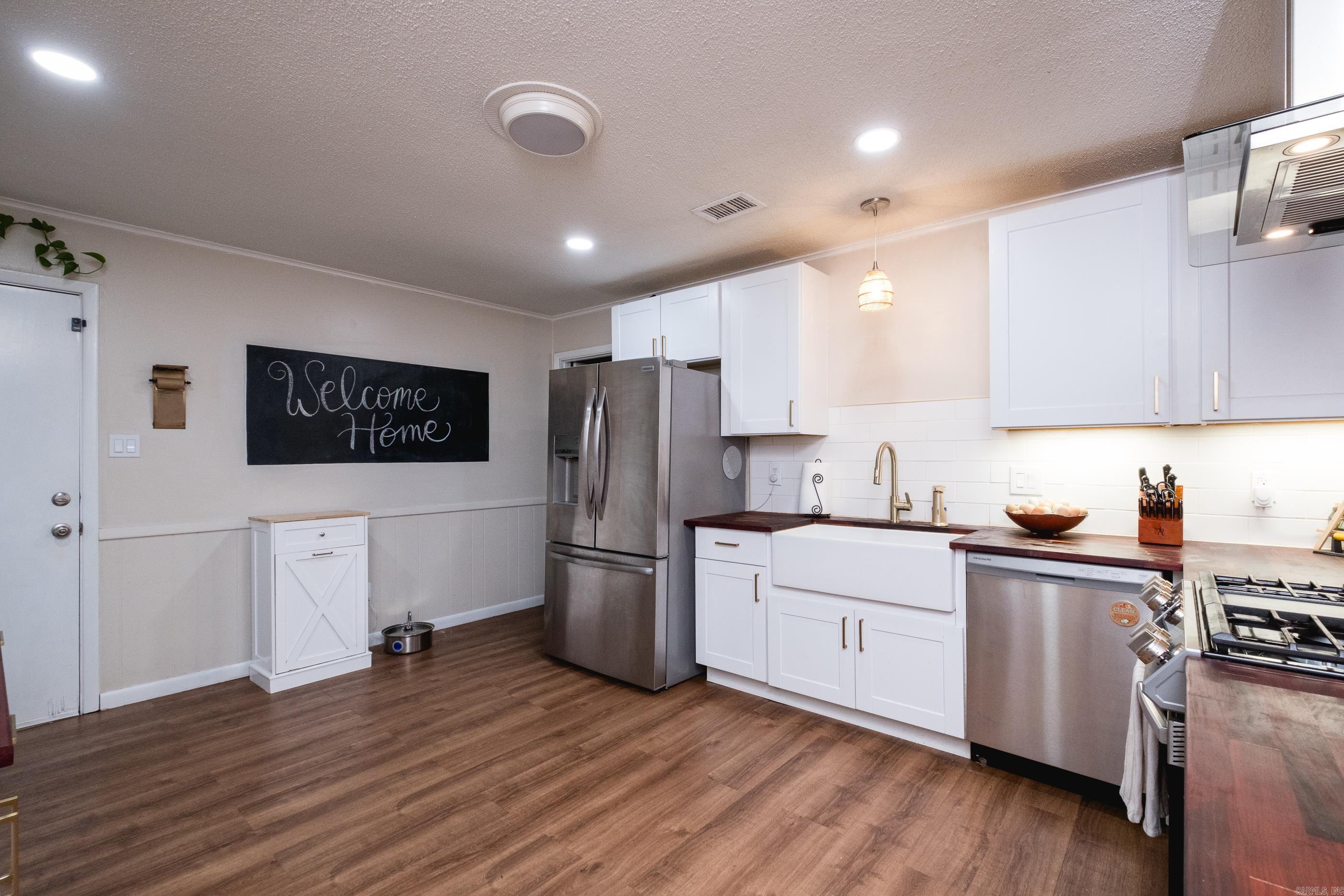 WALNUT VALLEY - Residential