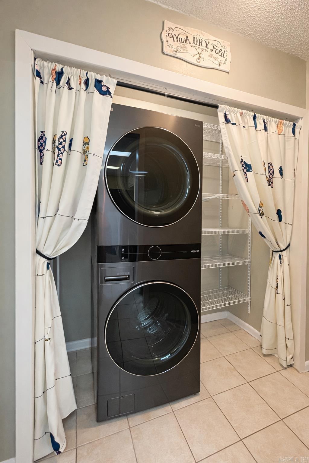 CANDLEWOOD - Residential