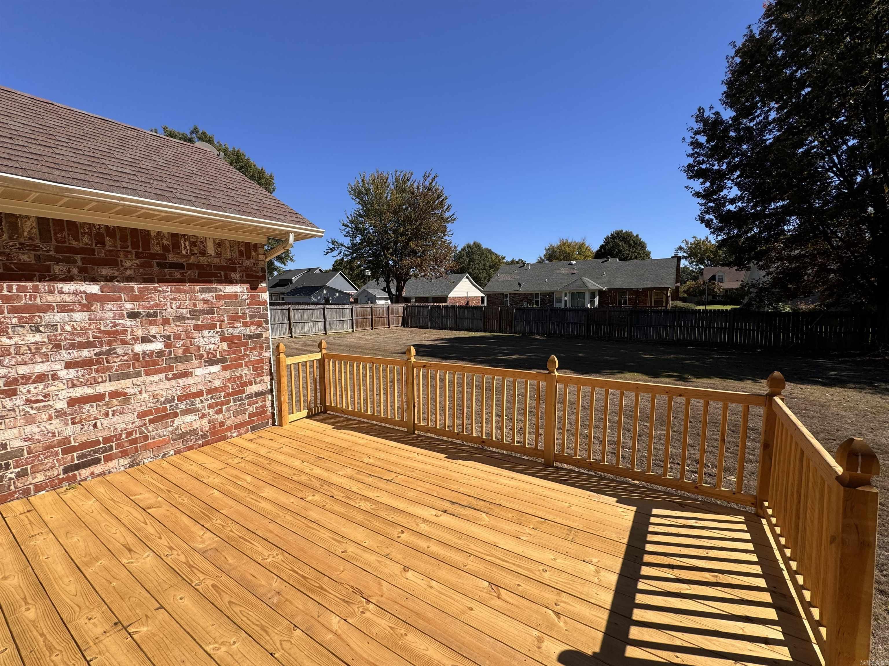 RIVER OAKS - Residential