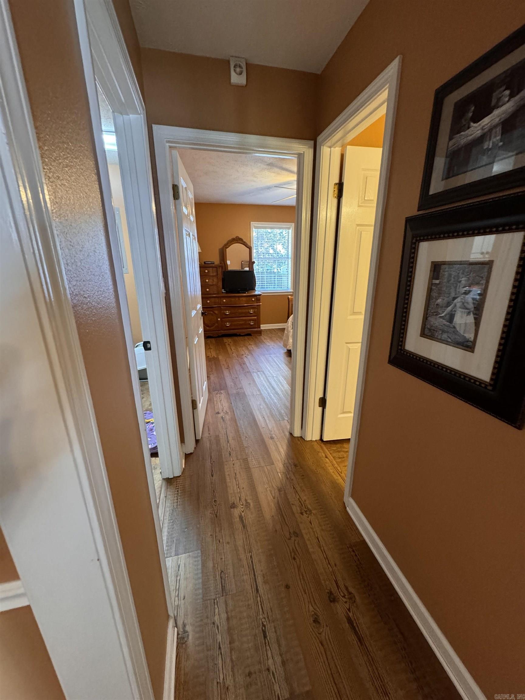 RIVER OAKS - Residential