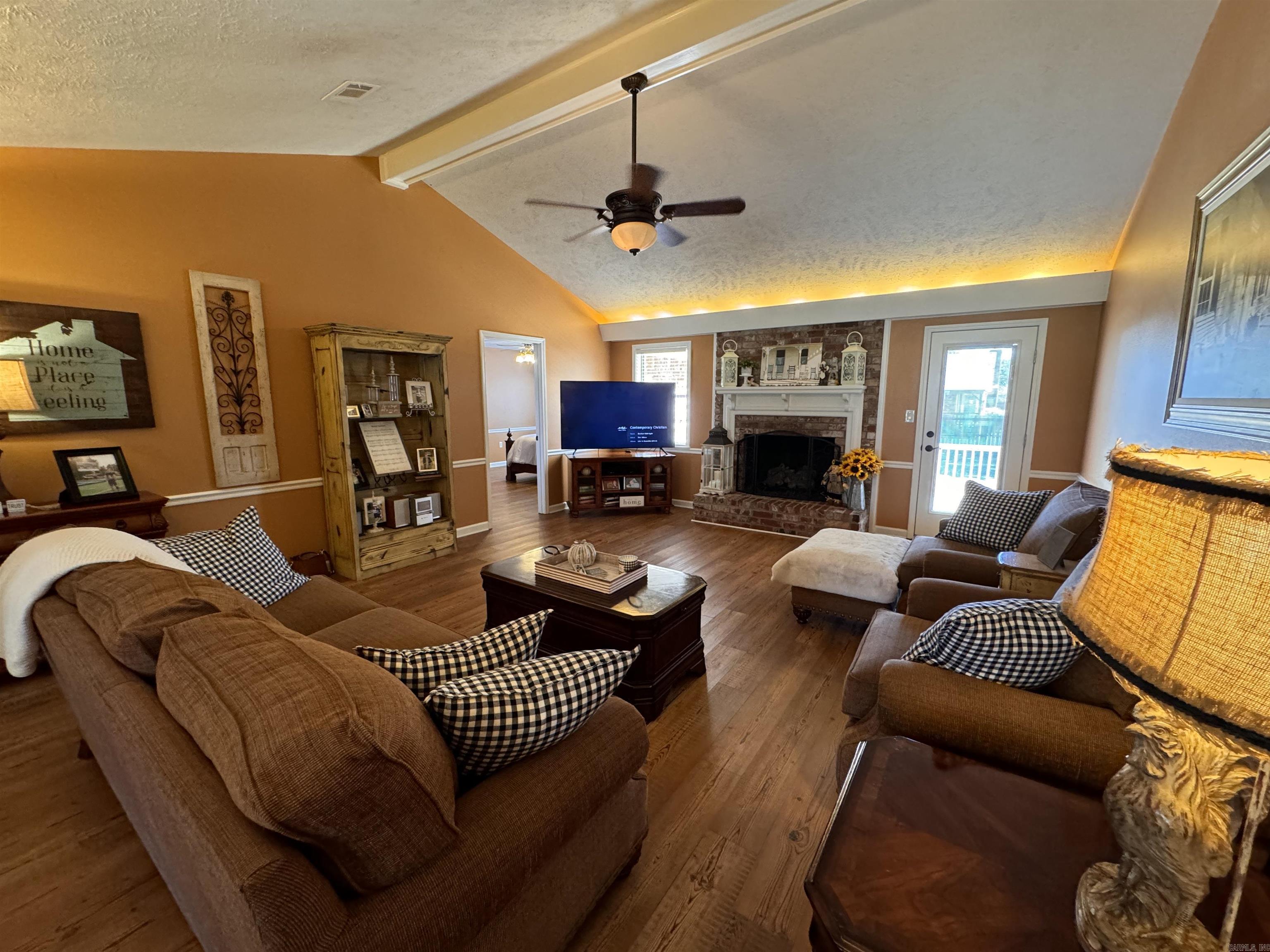 RIVER OAKS - Residential