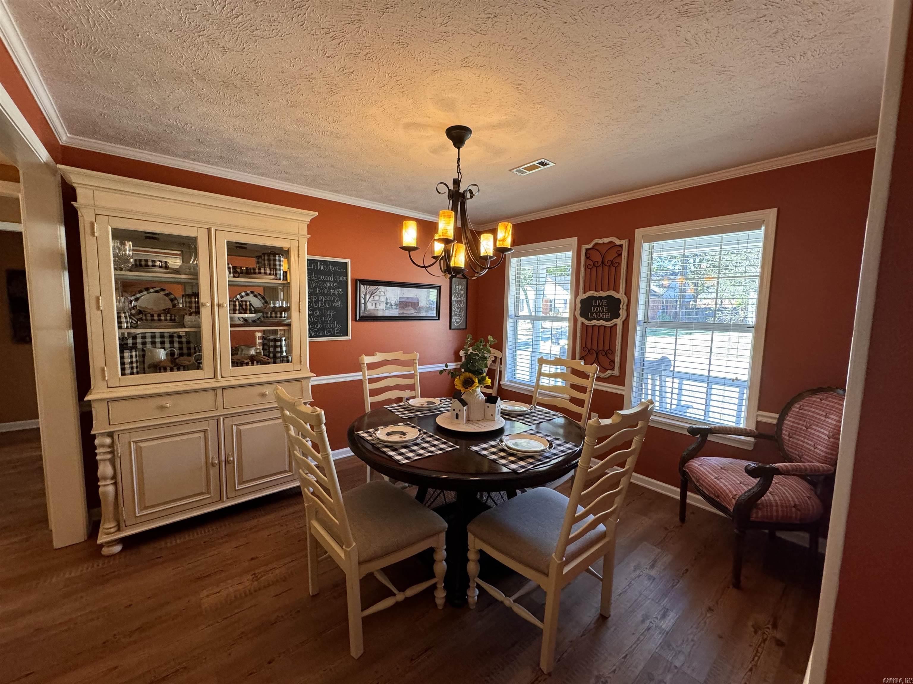 RIVER OAKS - Residential