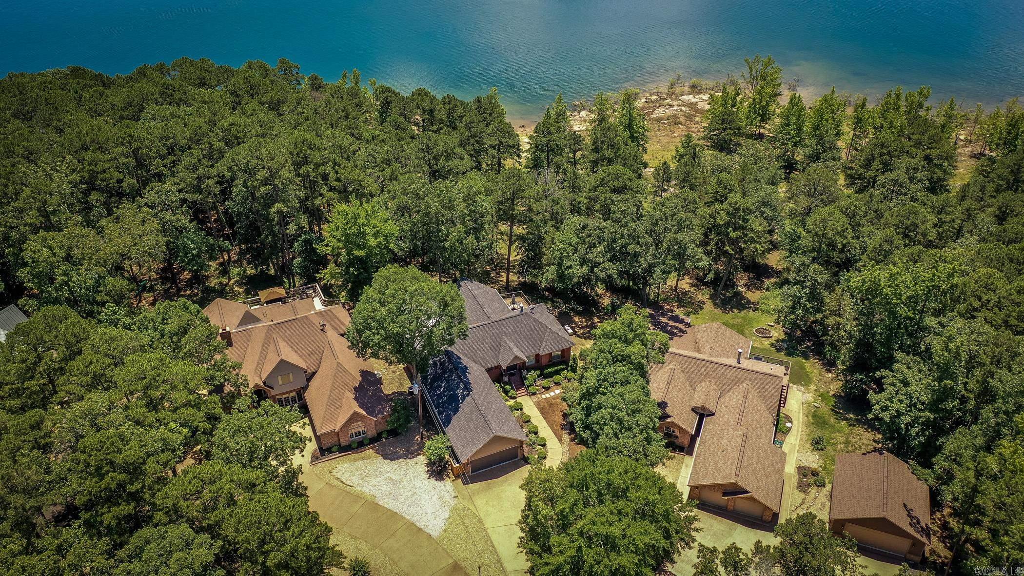 ENCHANTED PENINSULA - Residential