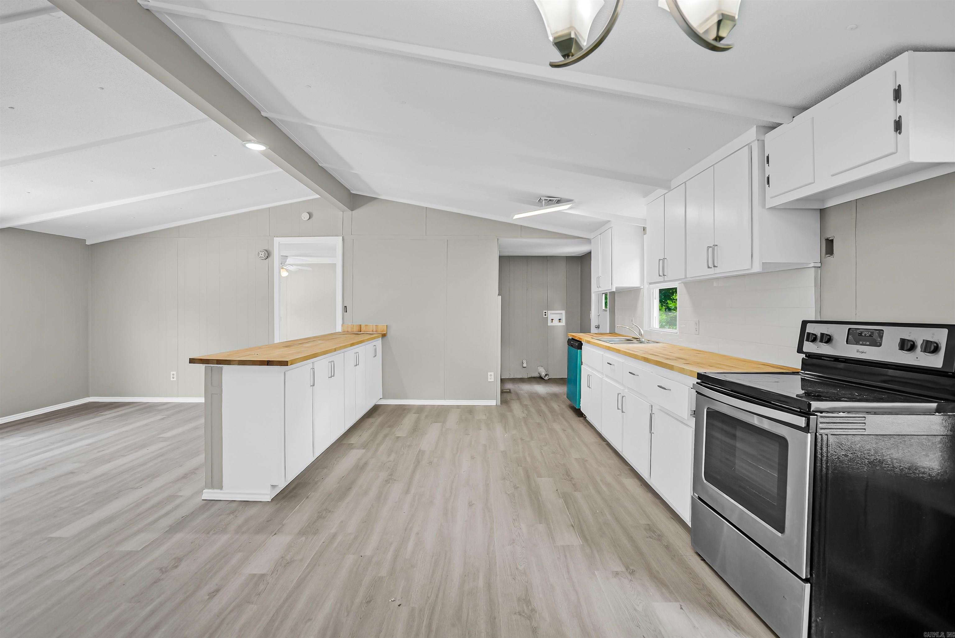 BRIARWOOD ESTATES - Residential