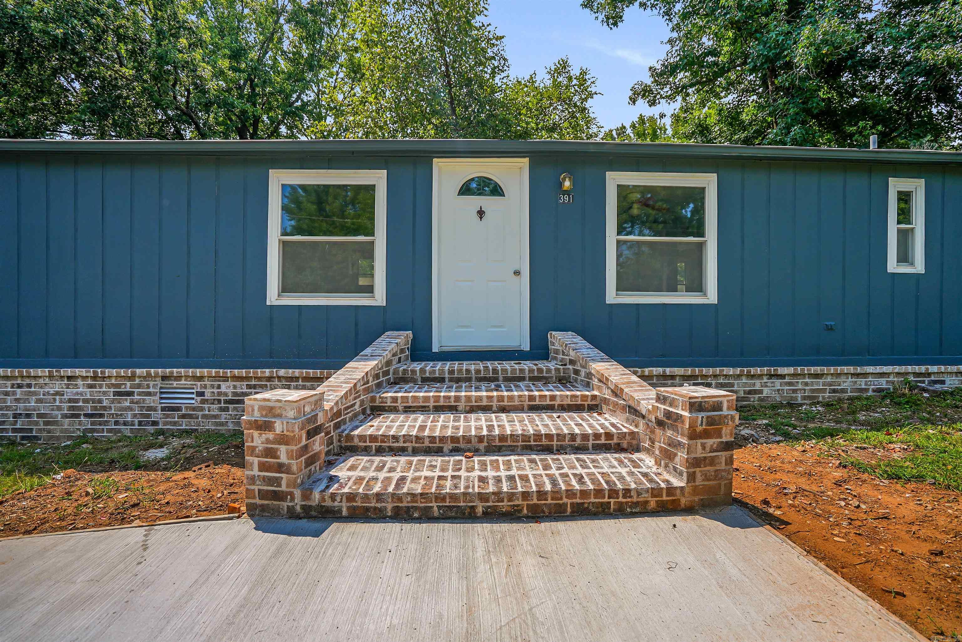 BRIARWOOD ESTATES - Residential