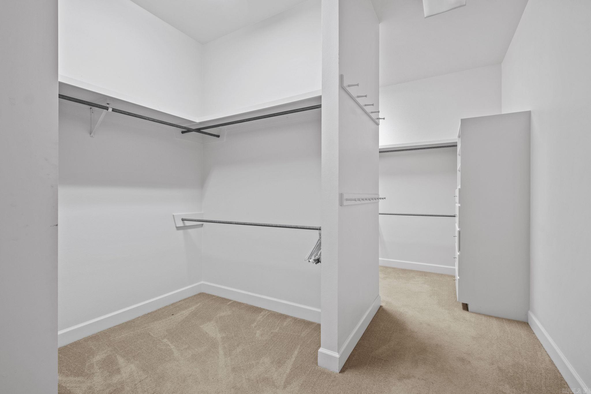 SHADY VALLEY - Residential