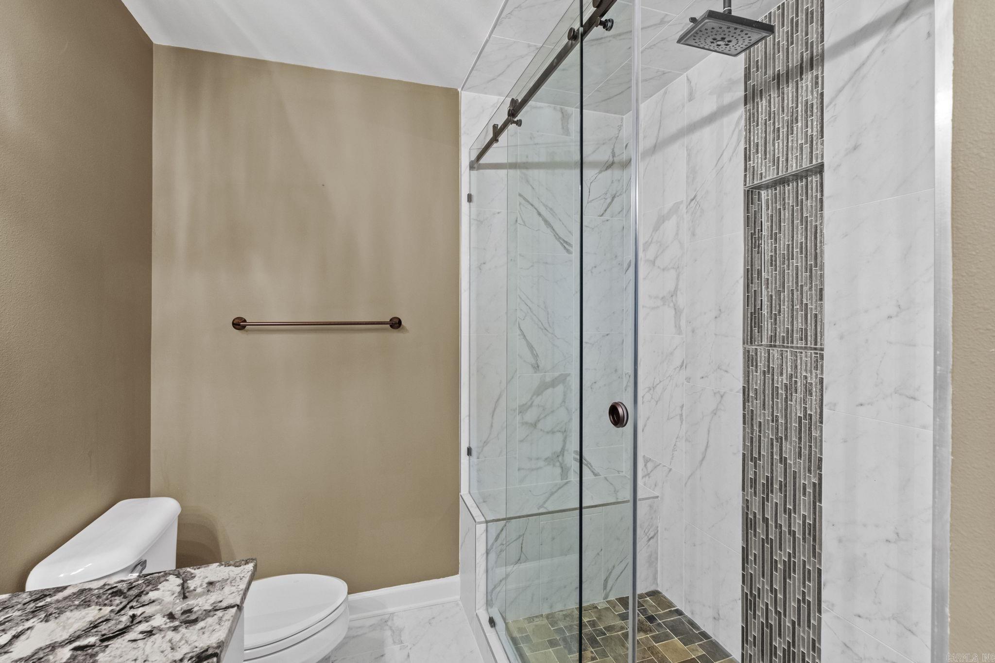 SHADY VALLEY - Residential