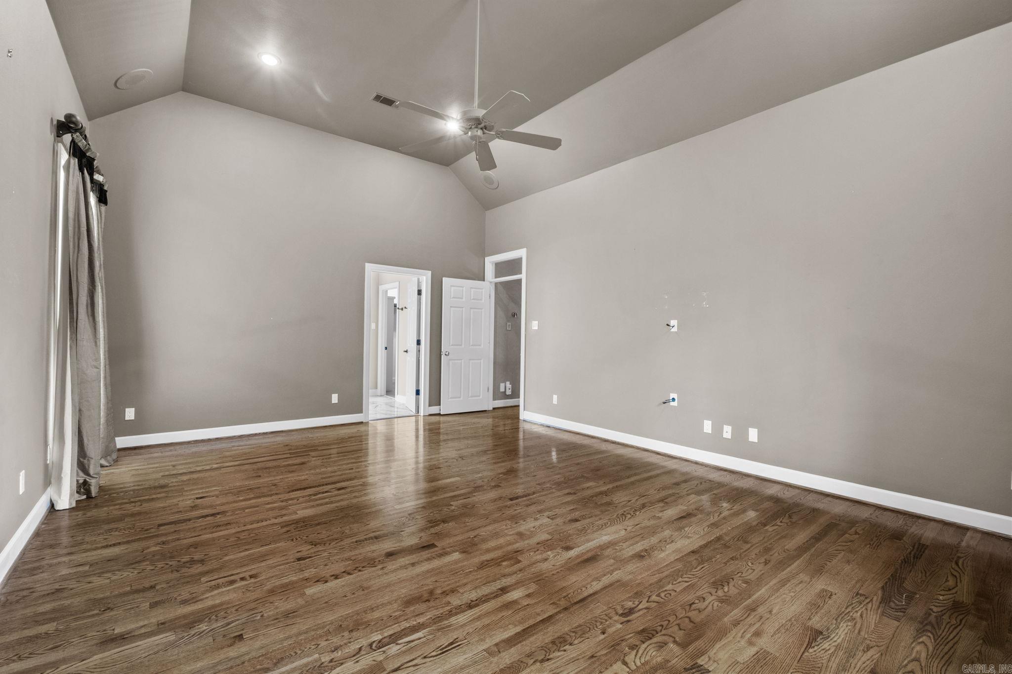 SHADY VALLEY - Residential