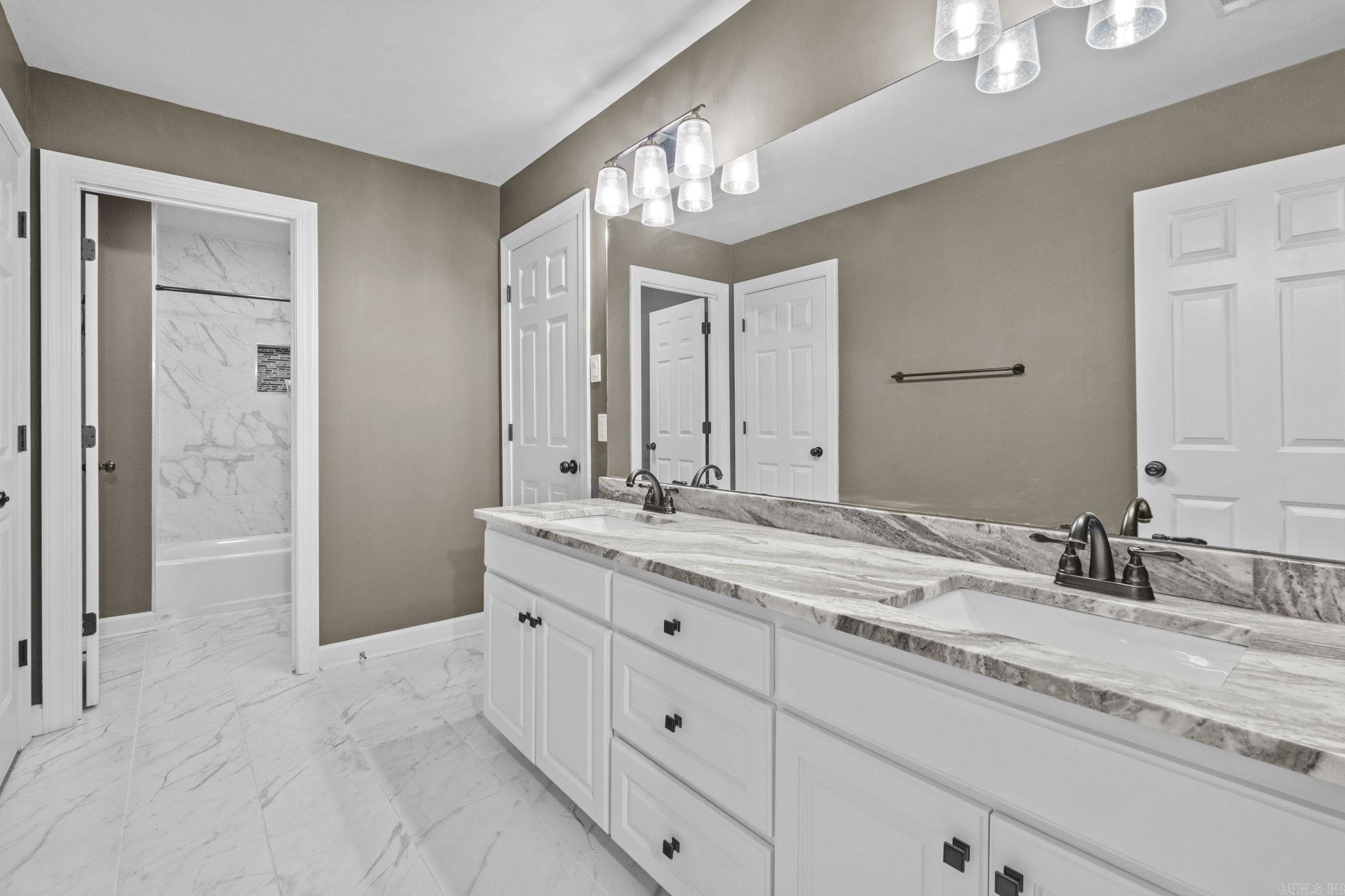 SHADY VALLEY - Residential