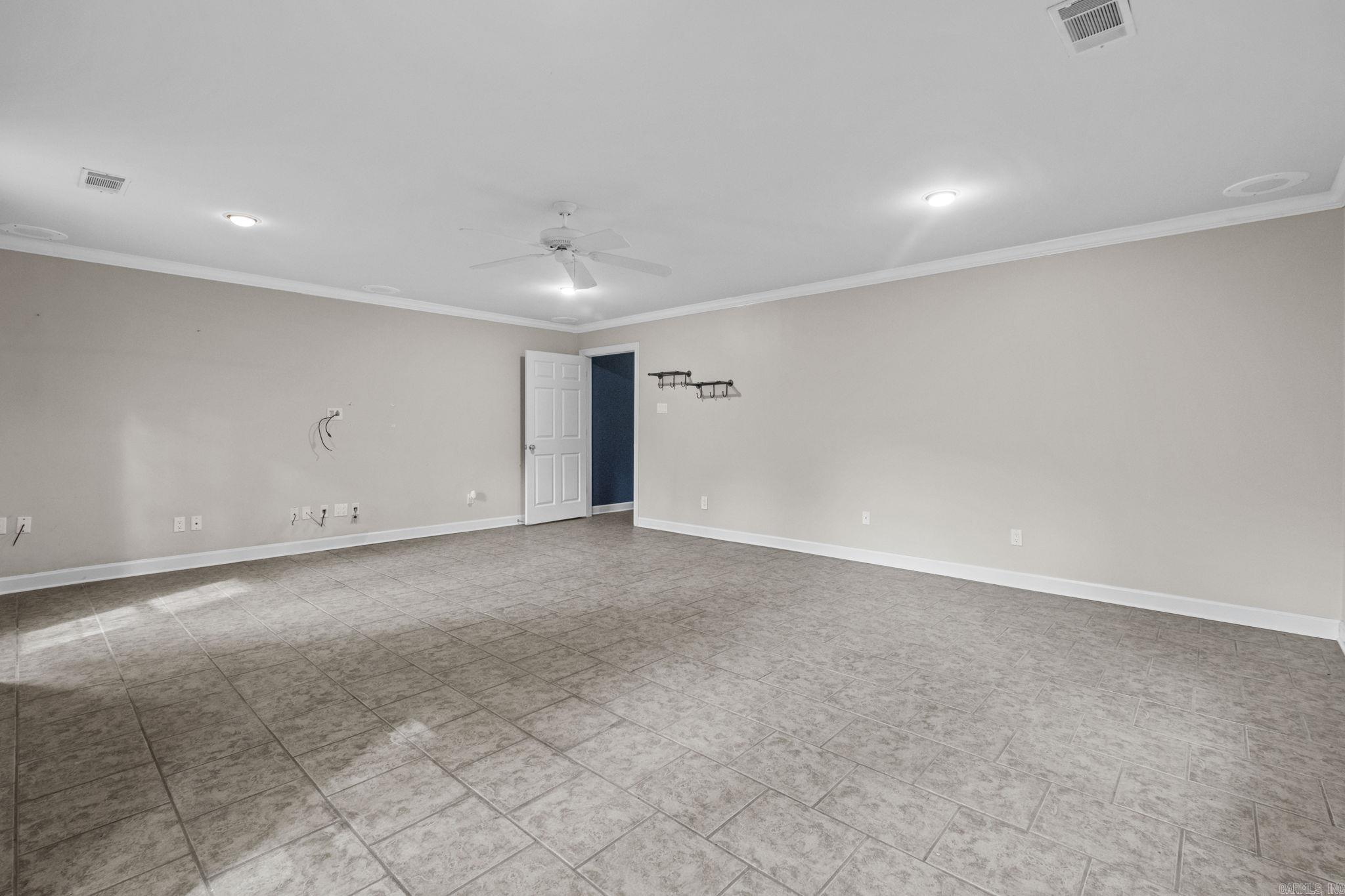 SHADY VALLEY - Residential