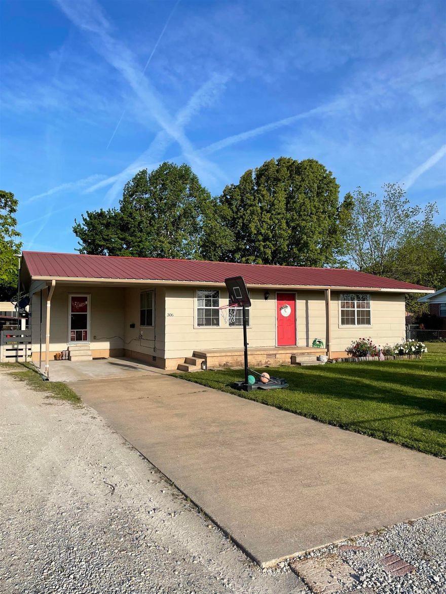 Nestled in the quaint town of Portia, Arkansas, this charming 2-bedroom, 1-bathroom home offers a perfect blend of comfort and convenience. Inside, you'll find a cozy interior that has been very well kept! Step outside and unwind on the inviting covered back deck, where you can relax and enjoy the beauty of the outdoors in any weather! Enjoy your own outdoor oasis with a fenced-in yard, perfect for pets to roam freely or outdoor gatherings with loved ones. This home features a metal roof and plenty of parking space! Also rest easy knowing that safety is a priority with the inclusion of a storm shelter on the property. Additional storage space is at your disposal with a sturdy Morgan storage shed on the premises, ideal for storing tools, outdoor equipment, or seasonal items, just another added convenience! There is also a lean-to on the side of the storage shed that provides even more storage options or can be utilized for various purposes according to your needs. Whether you're seeking a starter home, a tranquil retreat, or an investment opportunity, this house has something to offer for everyone. Call and schedule your own private tour and make this home yours today!