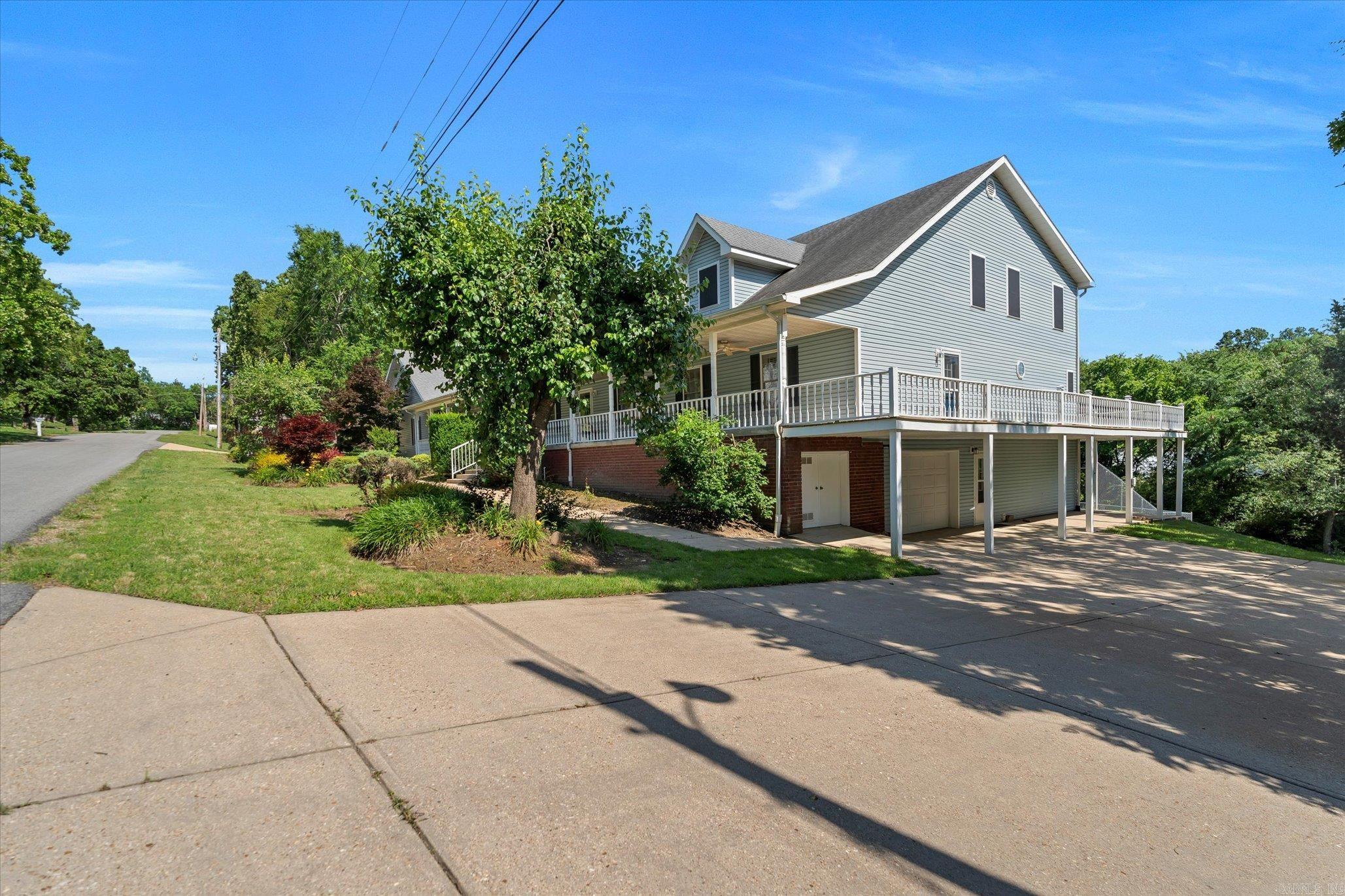 RAINBOW HTS - Residential