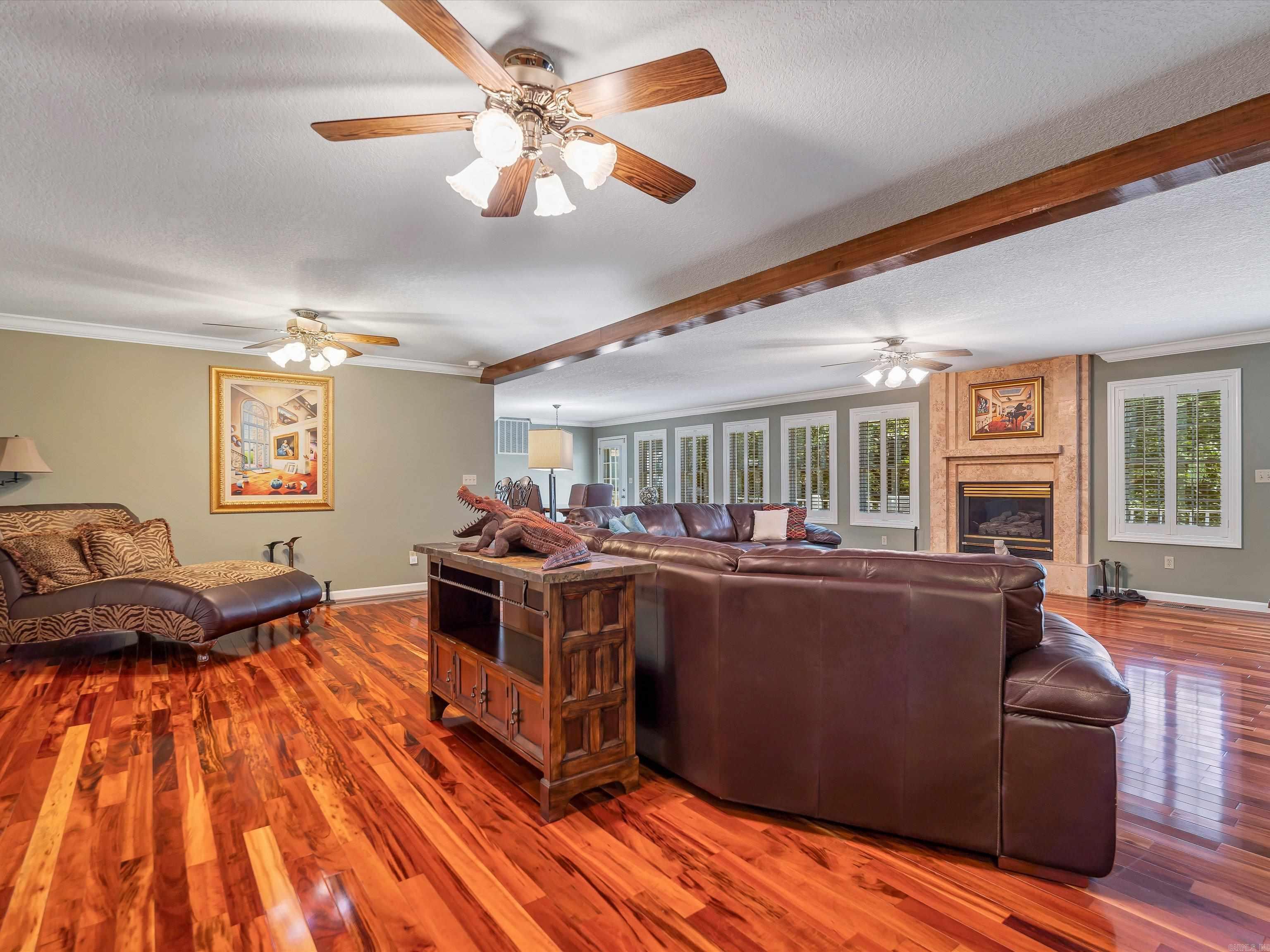 RAINBOW HTS - Residential