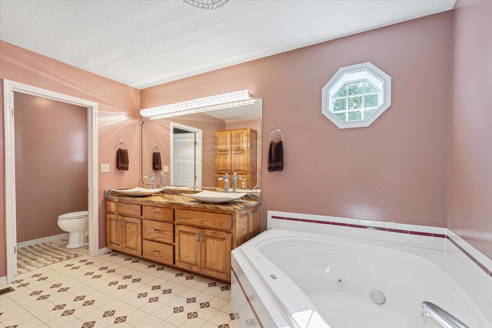 RAINBOW HTS - Residential