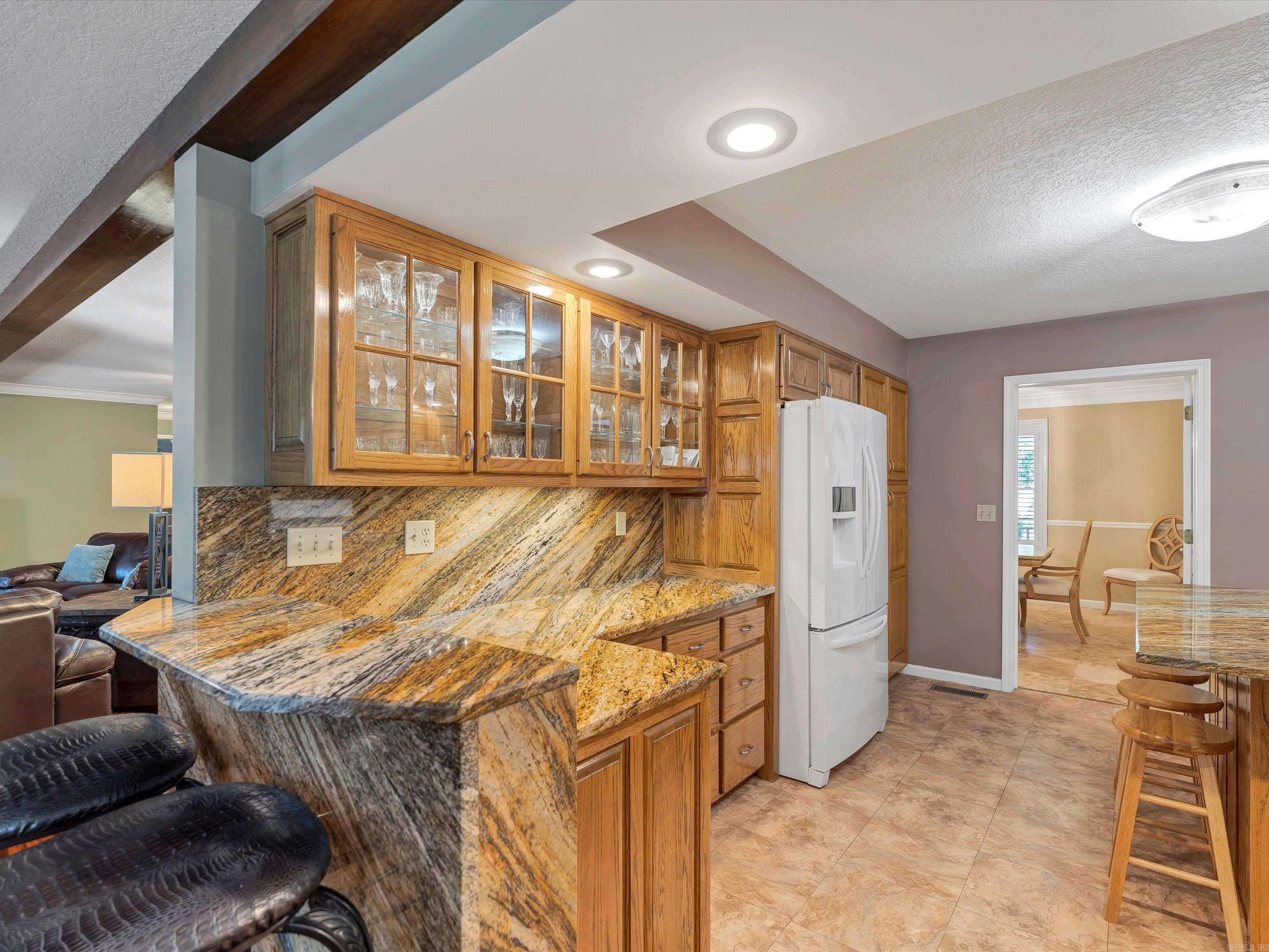 RAINBOW HTS - Residential