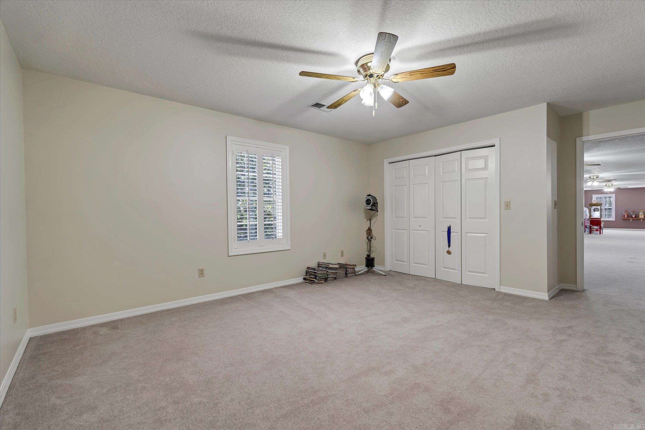 RAINBOW HTS - Residential