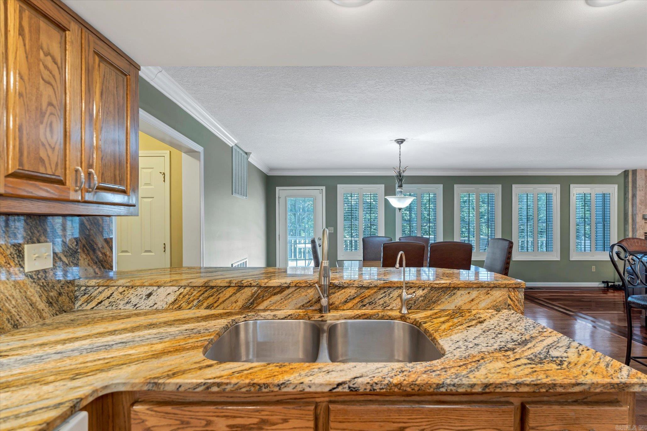 RAINBOW HTS - Residential