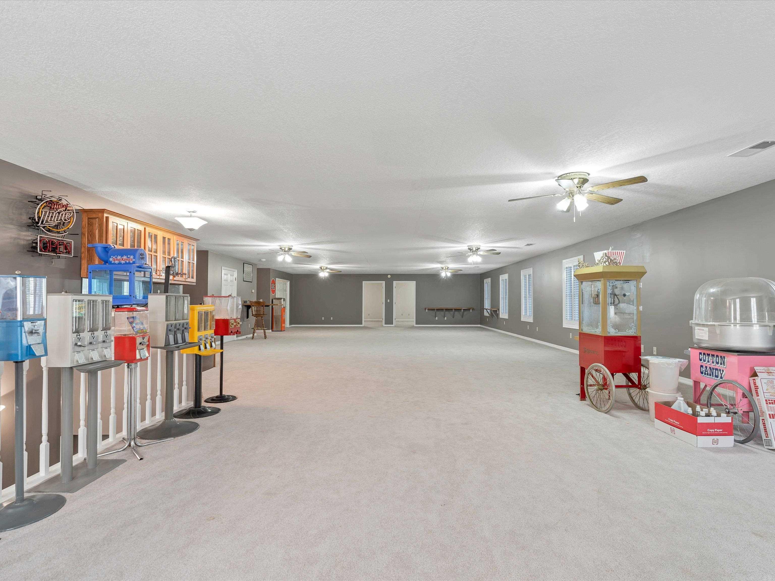 RAINBOW HTS - Residential