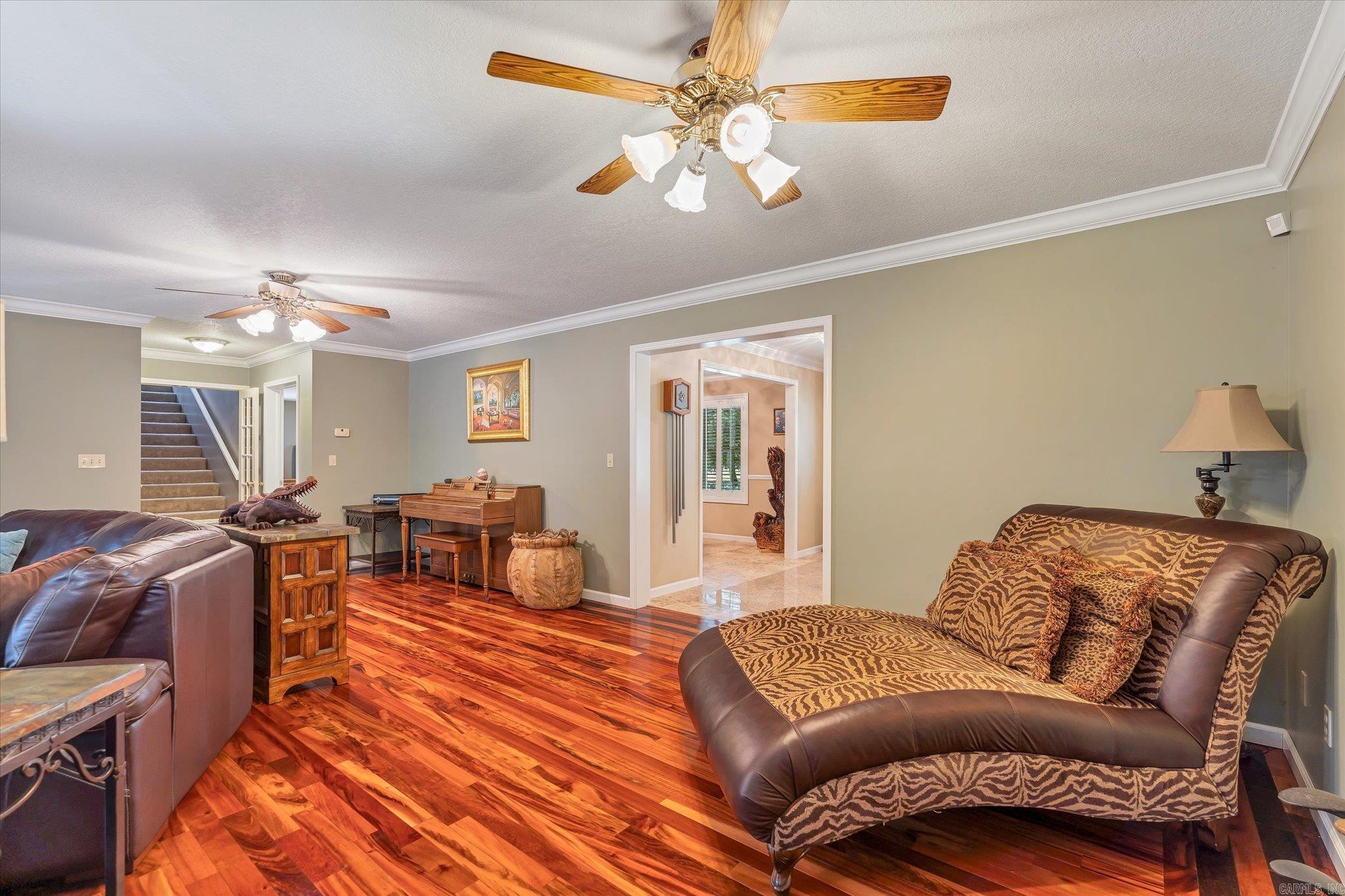 RAINBOW HTS - Residential