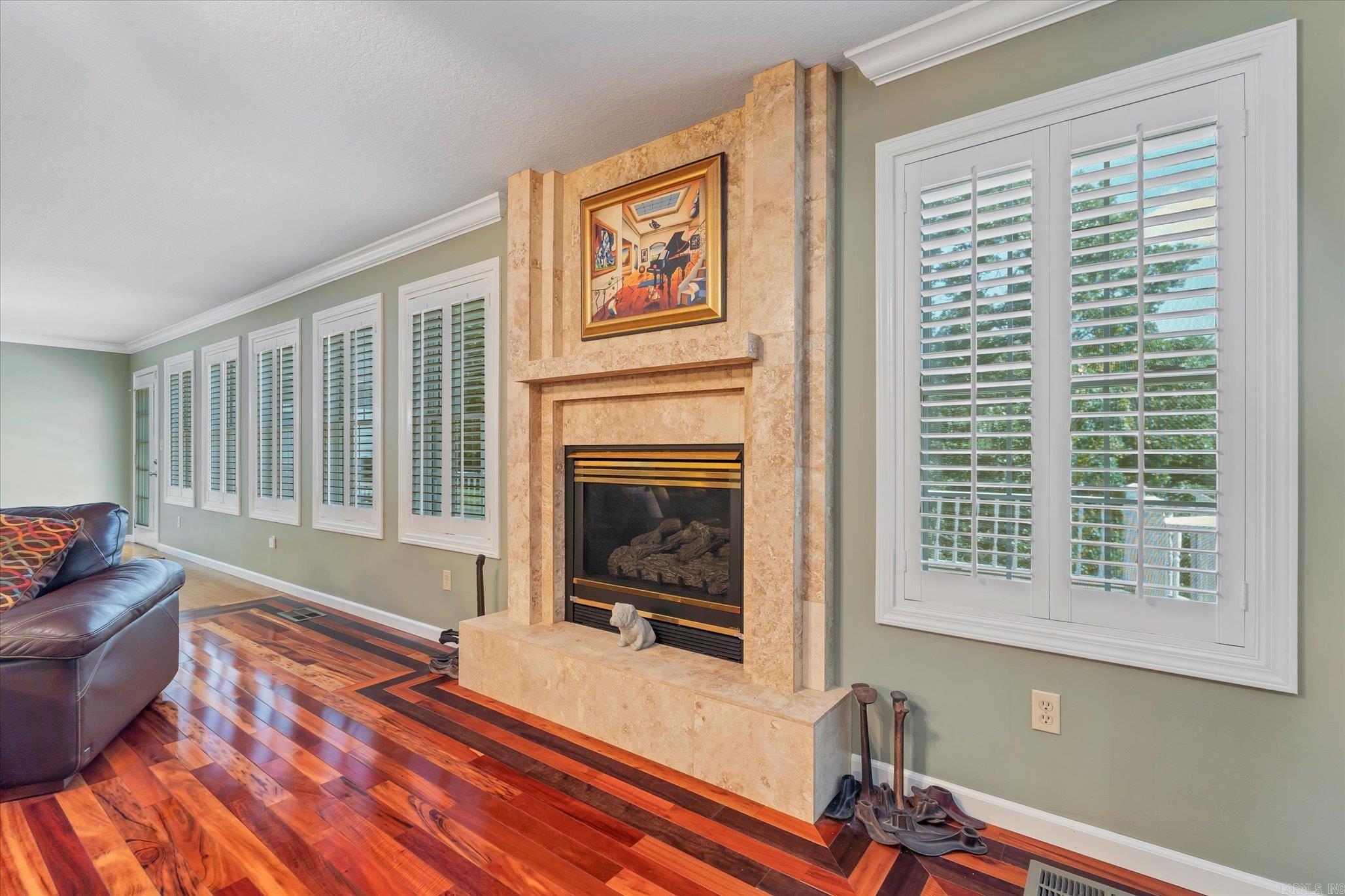 RAINBOW HTS - Residential