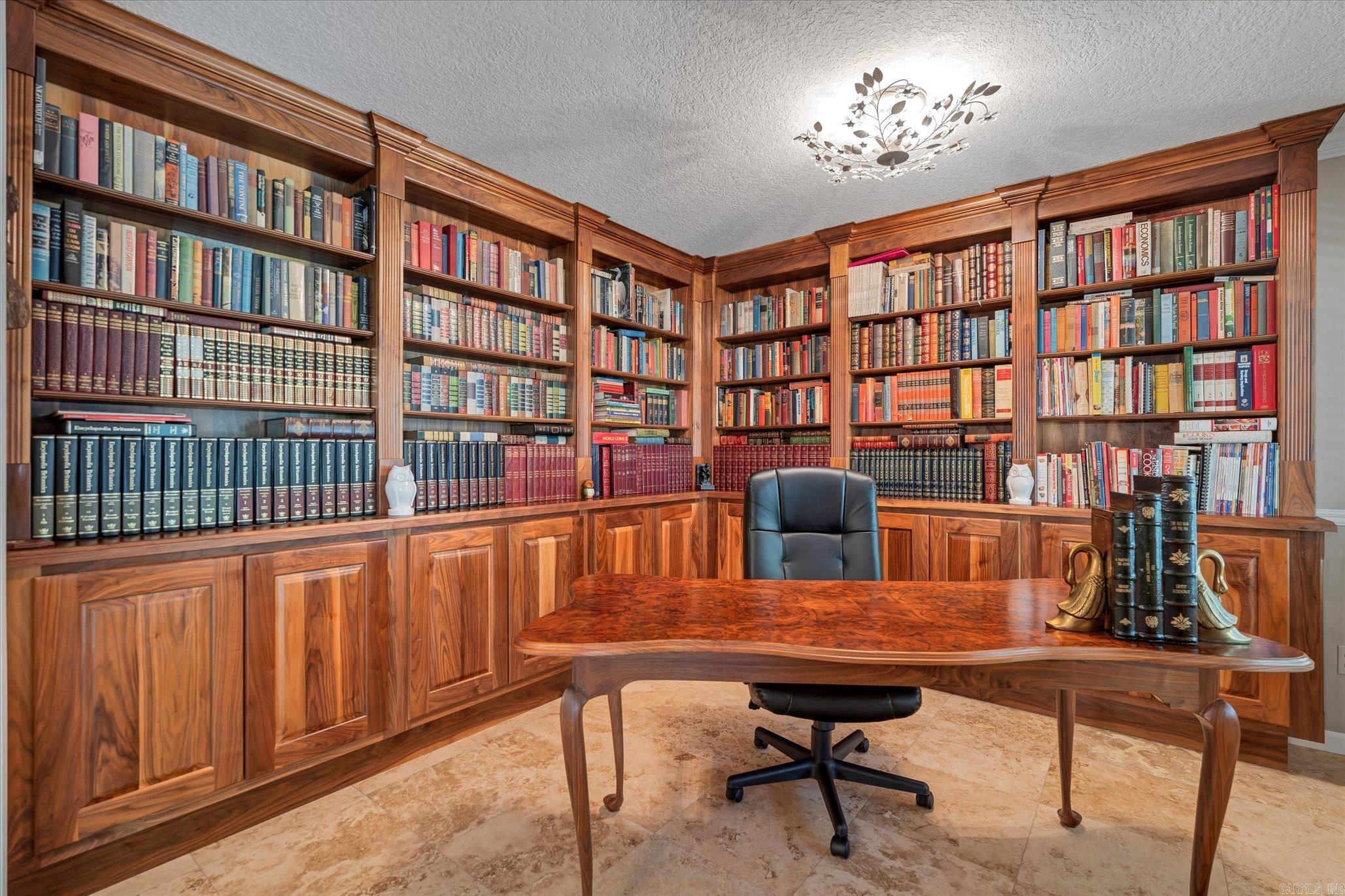 RAINBOW HTS - Residential