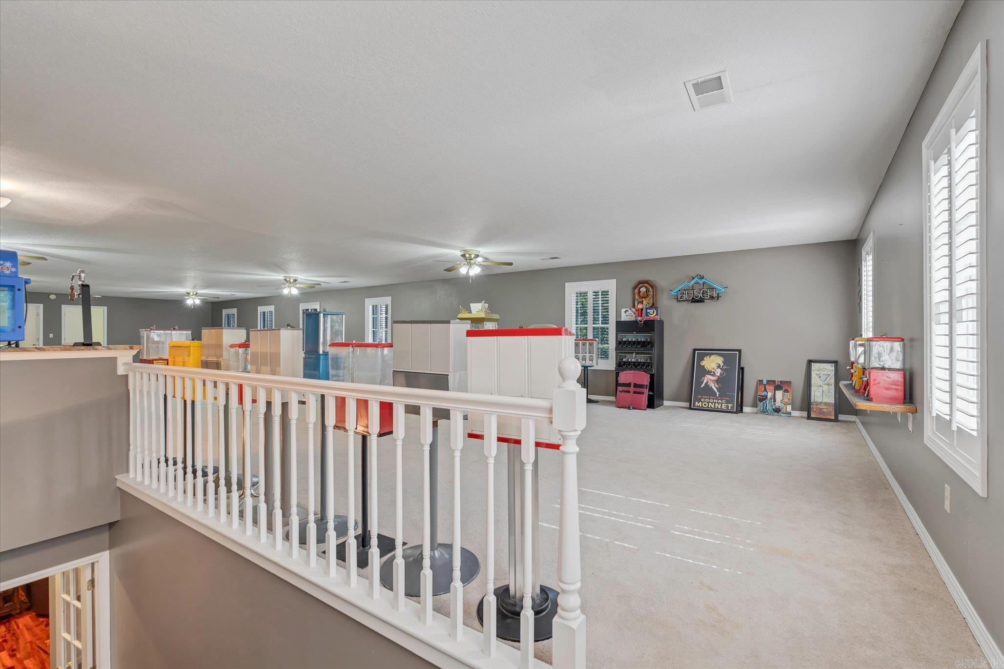 RAINBOW HTS - Residential