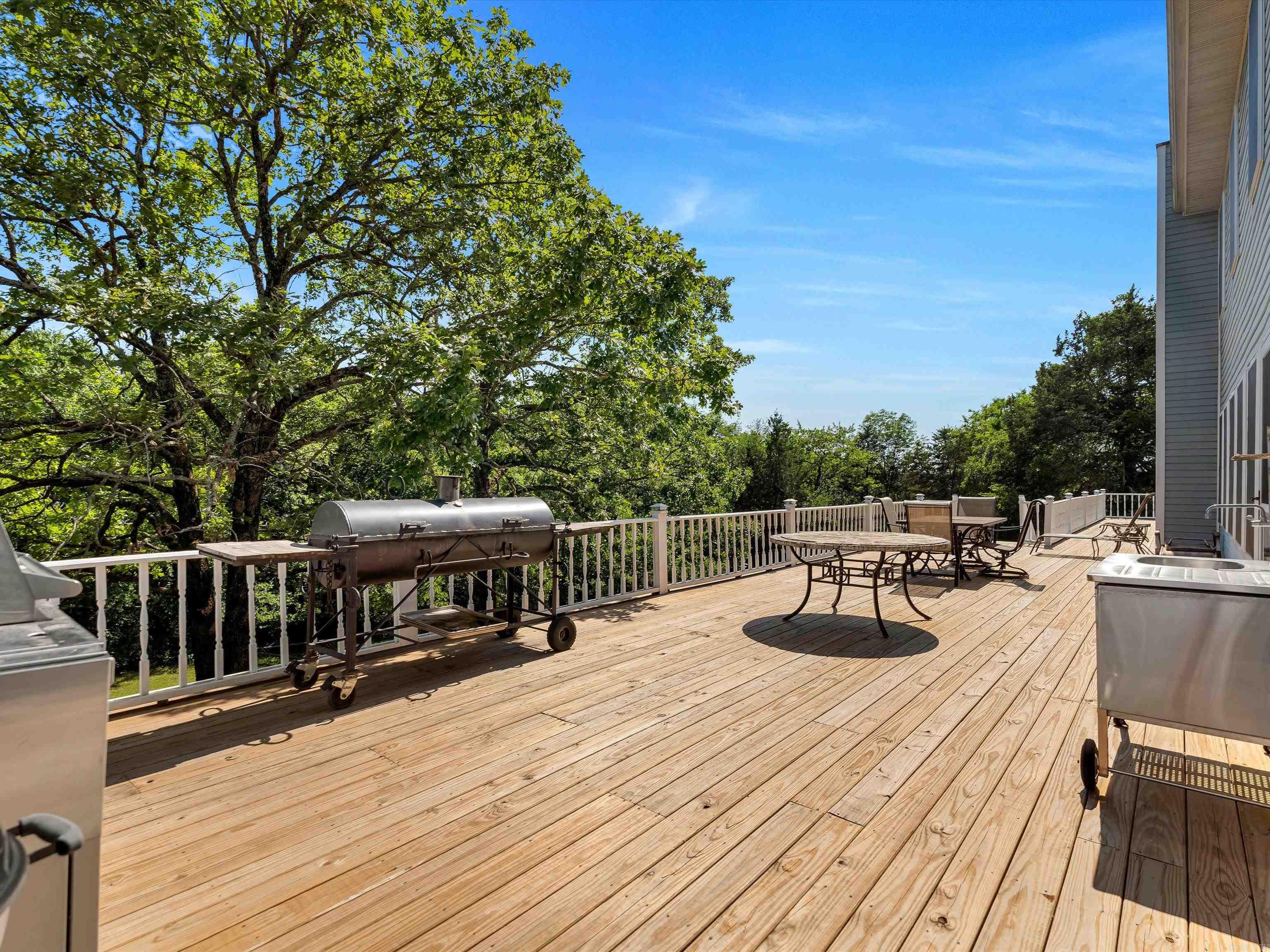 RAINBOW HTS - Residential