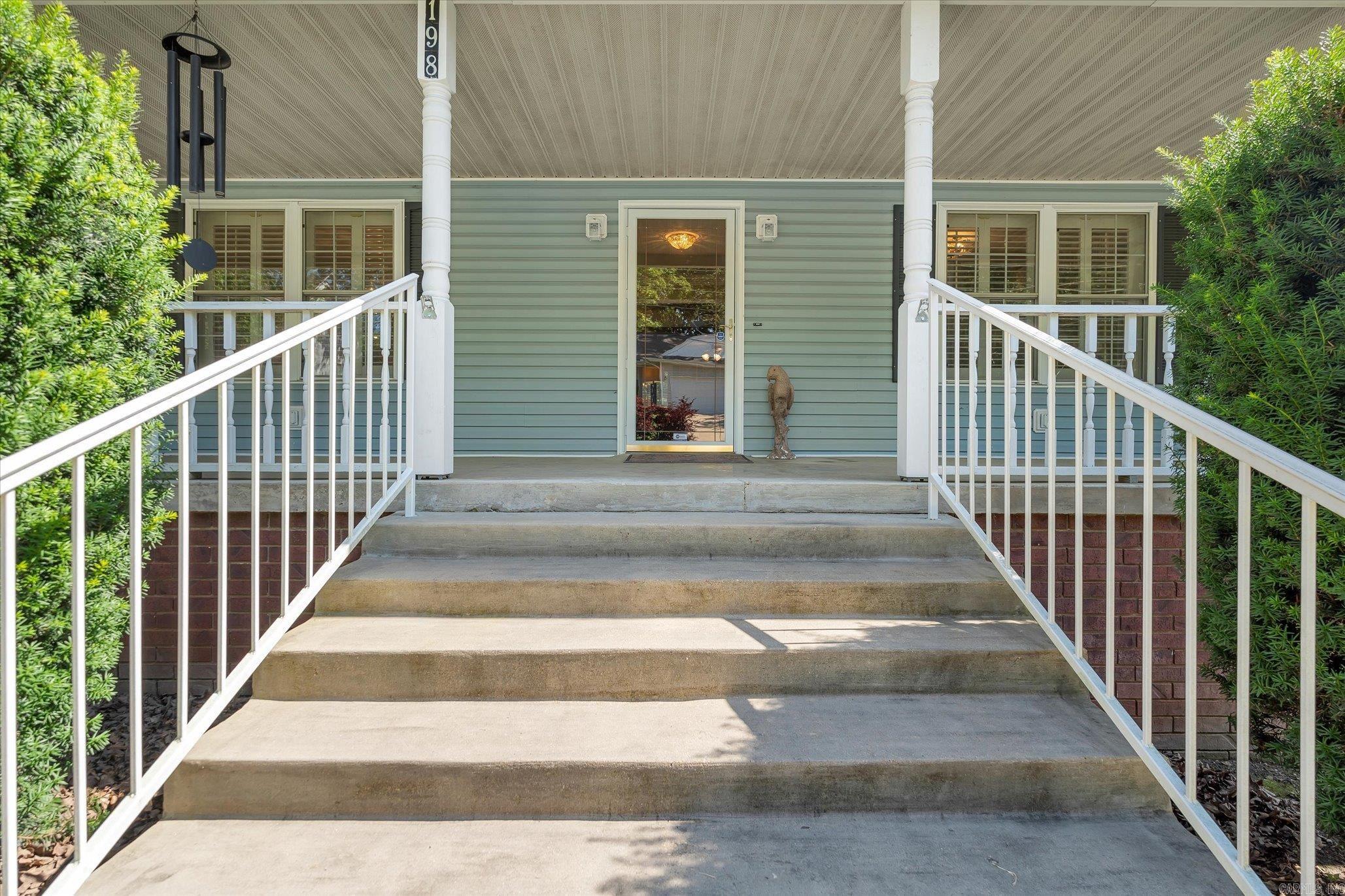 RAINBOW HTS - Residential