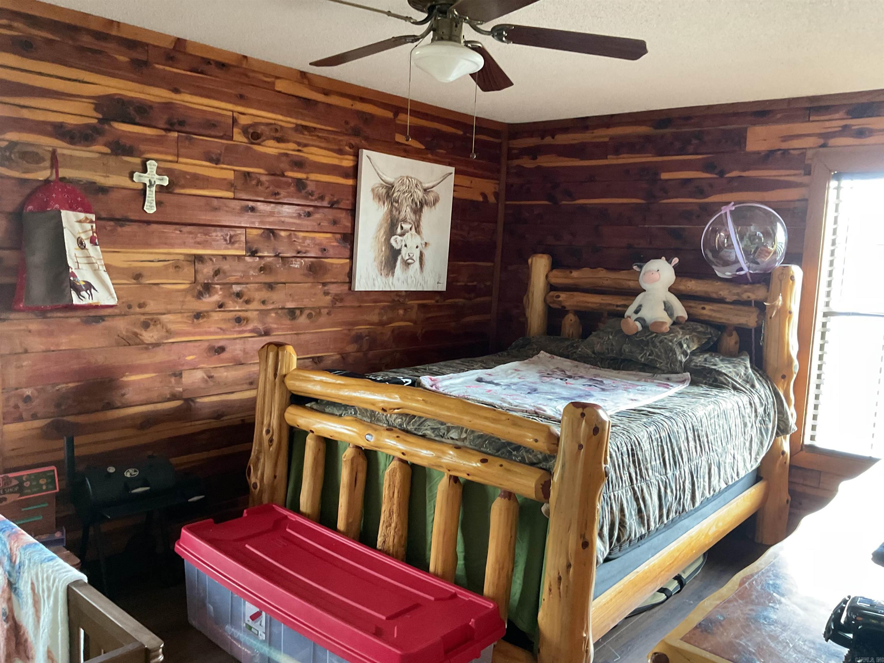 CEDAR VALLEY - Residential